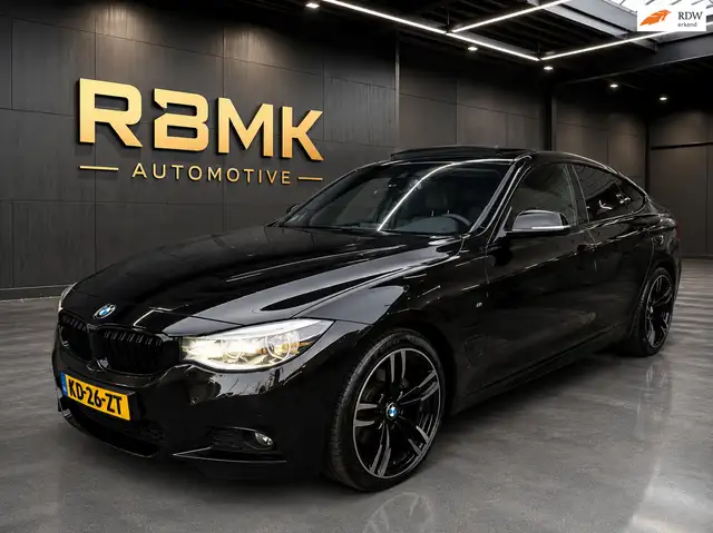 BMW 330 3-serie 330i xDrive High Executive / Full options!