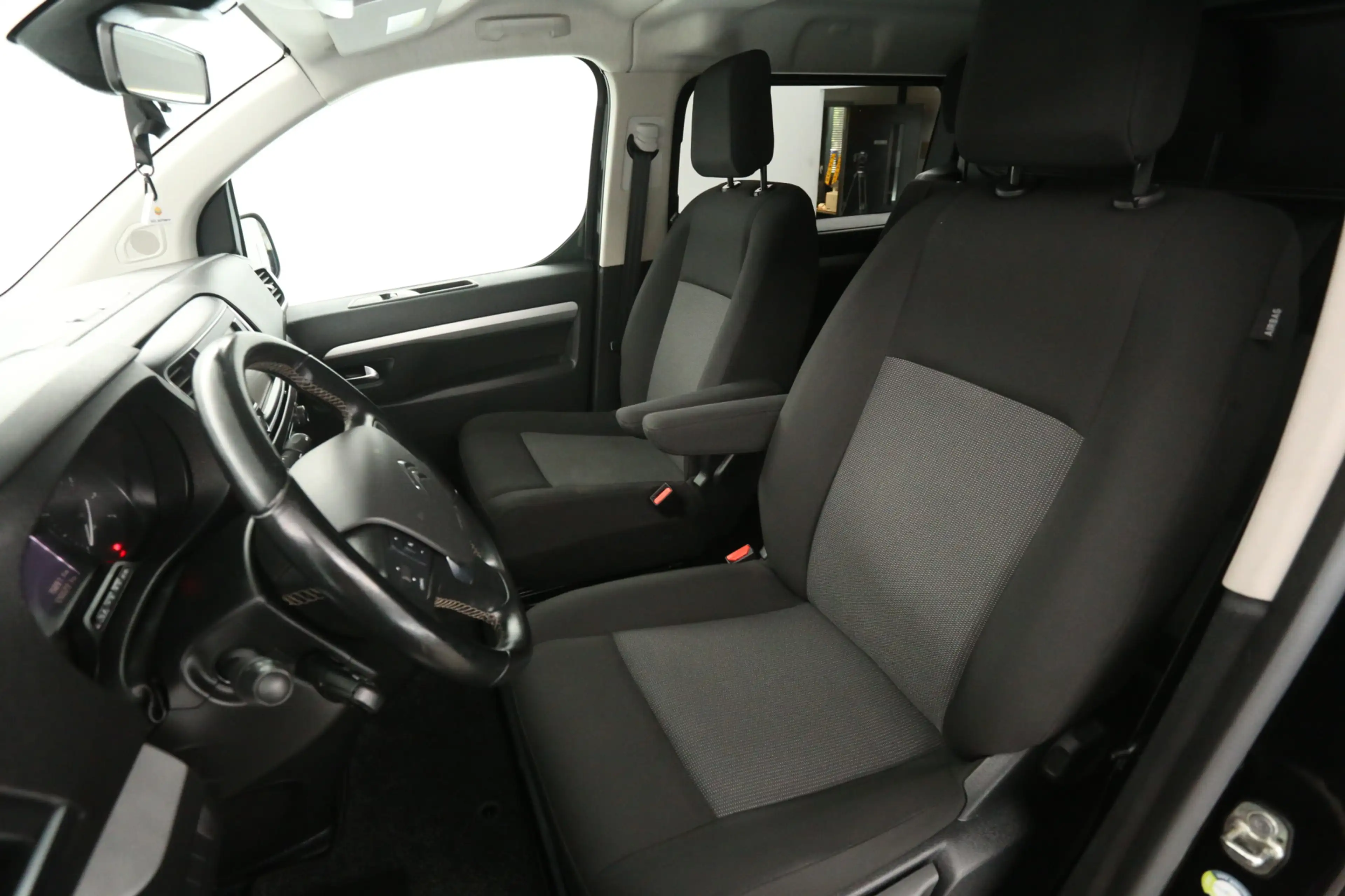 Citroen Jumpy 2.0 BlueHDI 144PK L3H1 | Dubbele Cabine | Airco | — photo 11