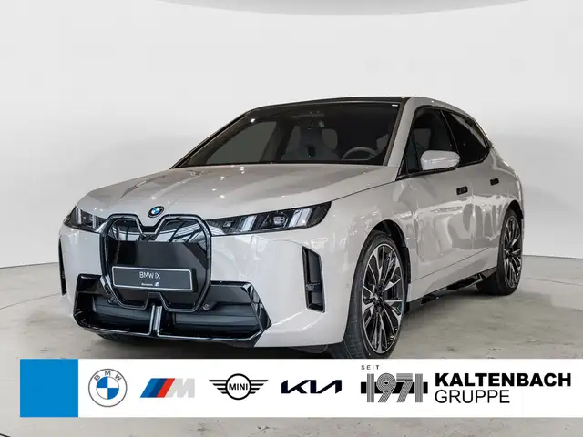 BMW iX xDrive 45 M-Sport Pro FACEL. 360° PANO LED