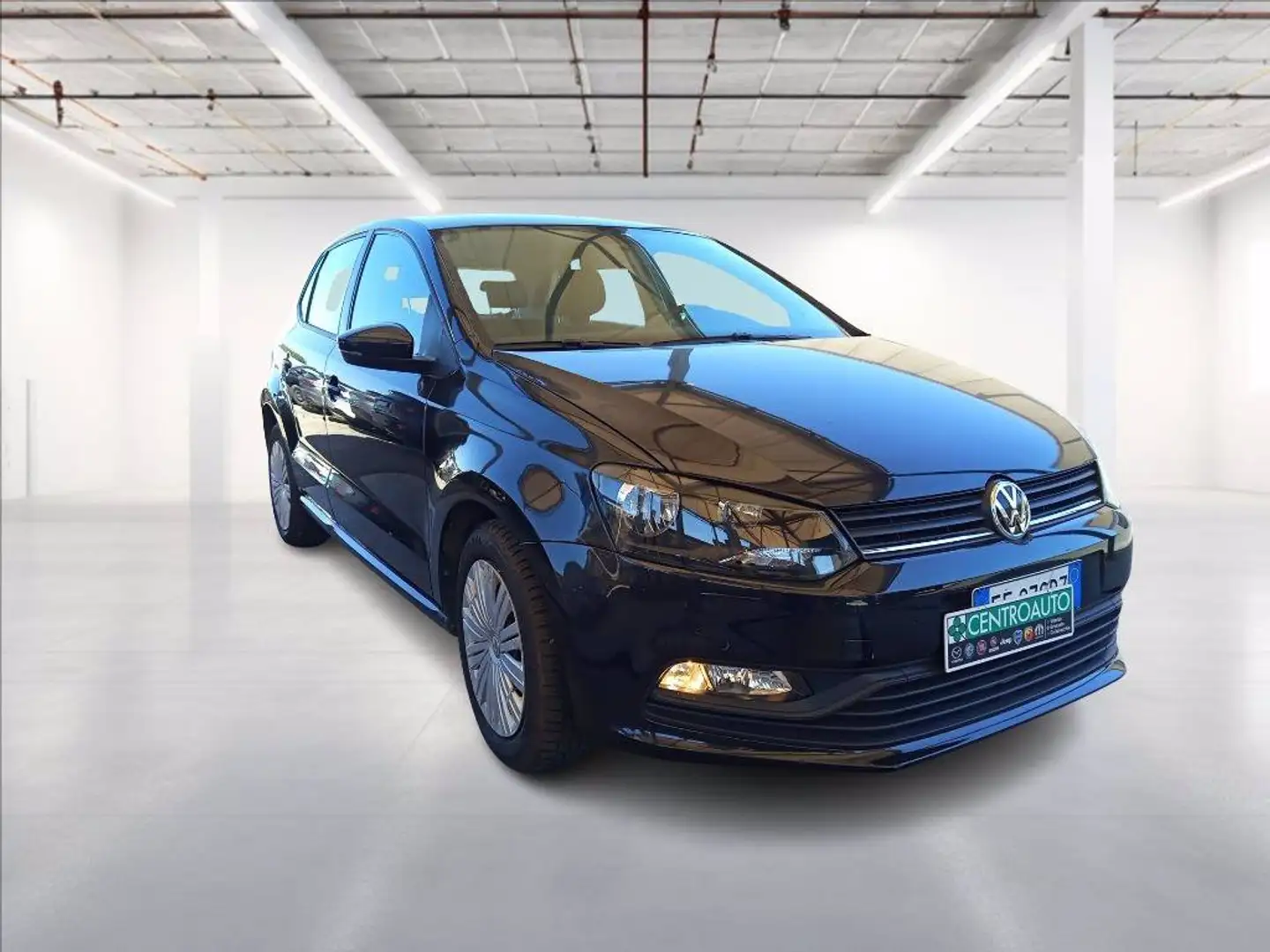 Volkswagen Polo 5p 1.0 mpi Comfortline 75cv Nero - 1