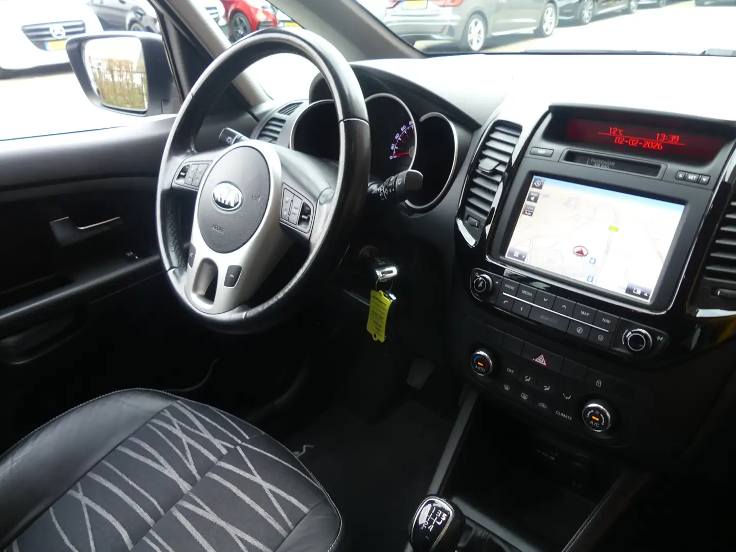 Kia Venga 1.4 CVVT DynamicPLusLine / Nieuwstaat!! Weiß - 2