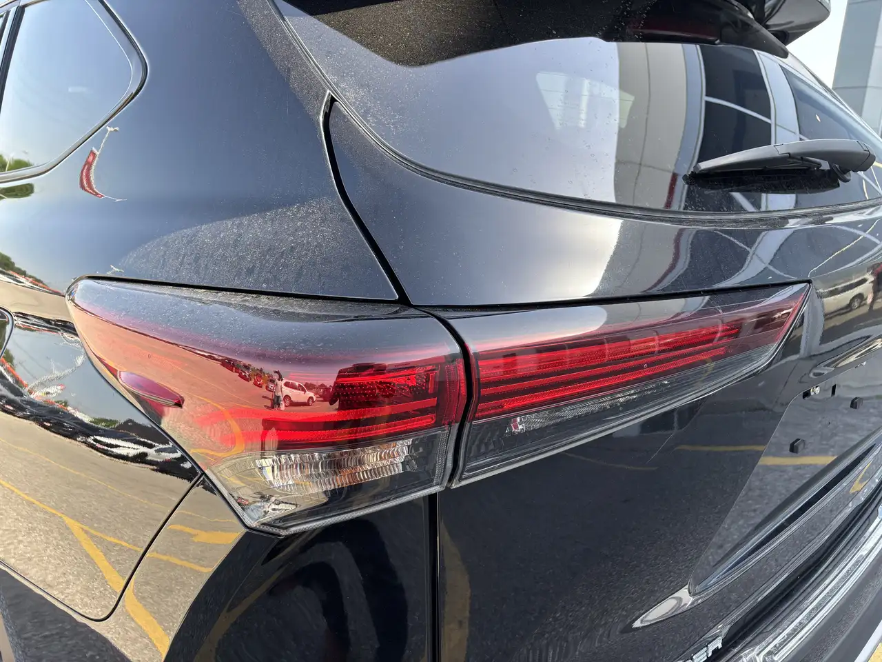 Toyota Highlander photo Toyota Highlander