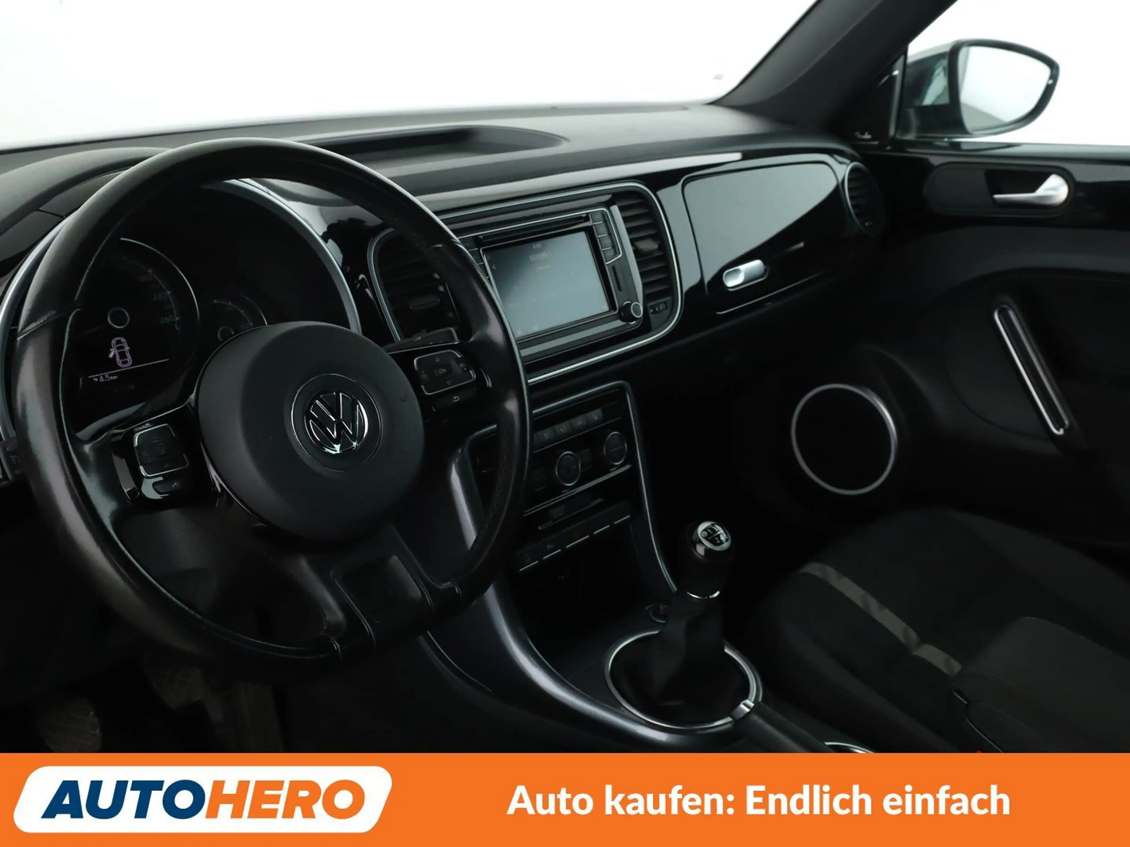 Volkswagen Beetle 1.2 TSI Design BMT *NAVI*BI-XENON*TEMPO*PDC* — photo 11