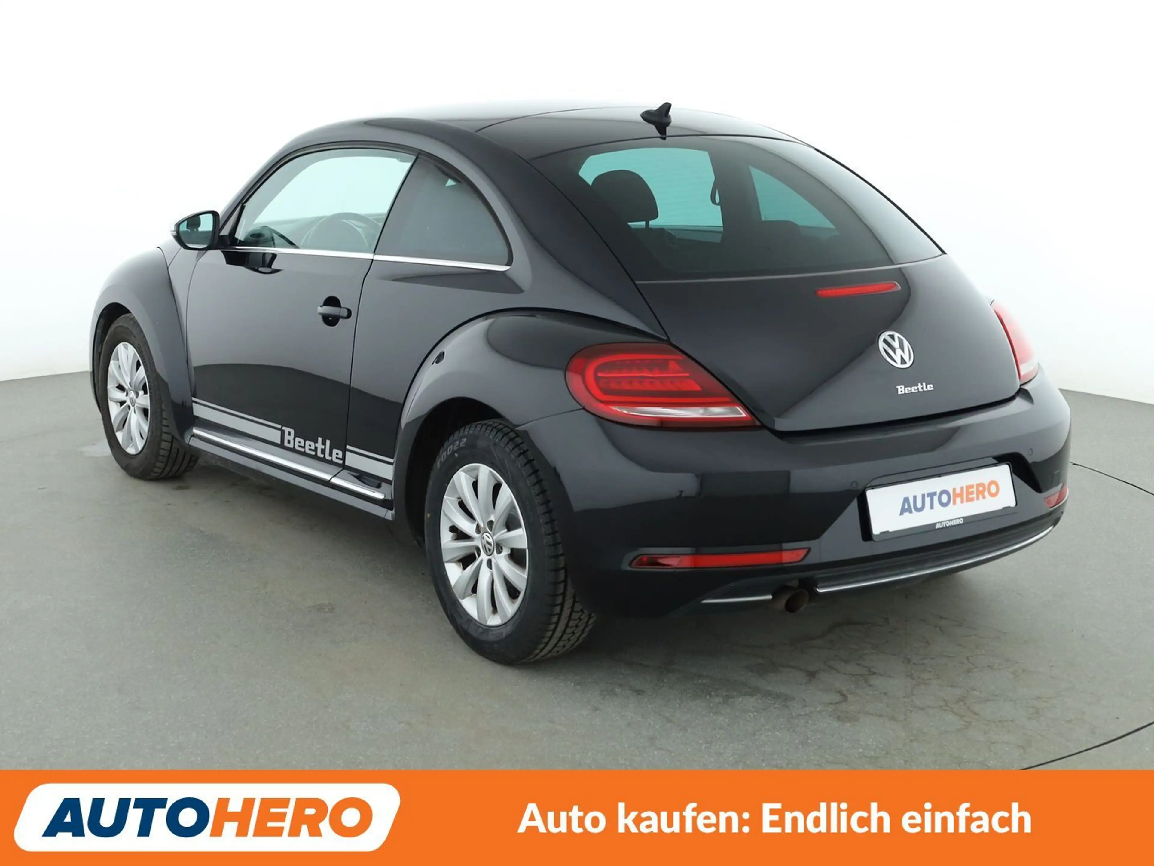 Volkswagen Beetle 1.2 TSI Design BMT *NAVI*BI-XENON*TEMPO*PDC* — photo 4