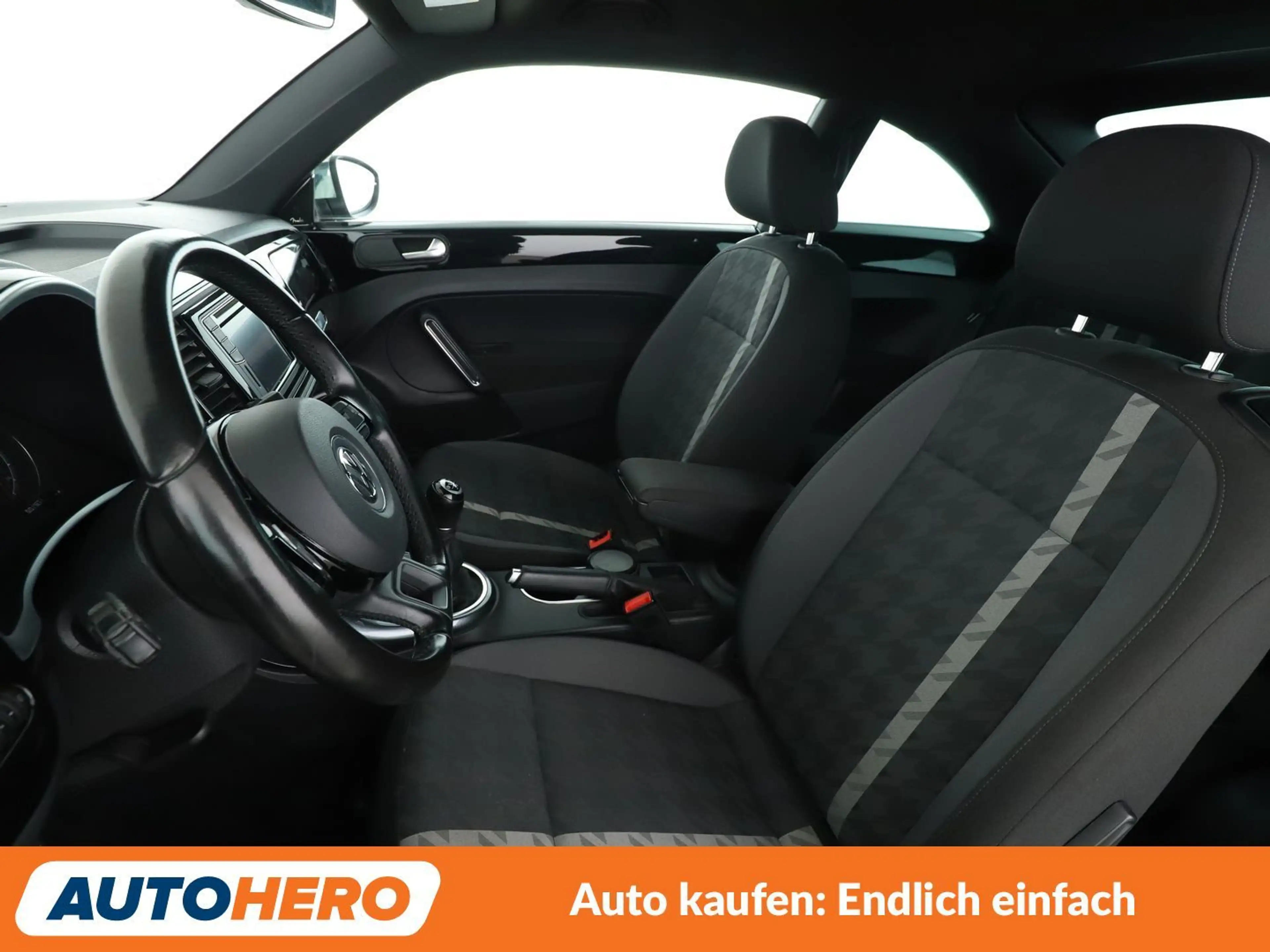 Volkswagen Beetle 1.2 TSI Design BMT *NAVI*BI-XENON*TEMPO*PDC* — photo 10