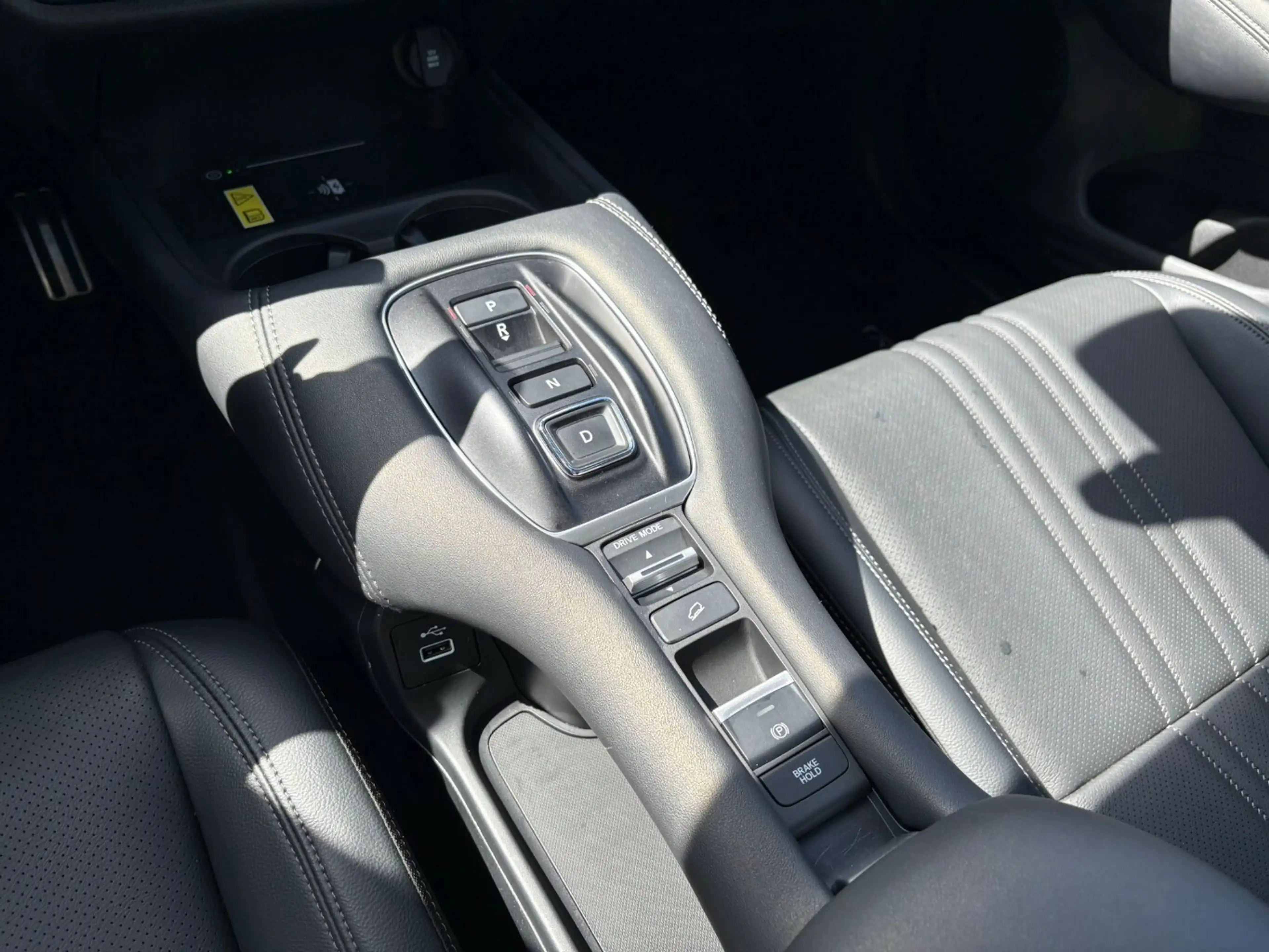 Honda ZR-V 2.0 e:HEV Advance|Pano|Leder|Allwetter — photo 13