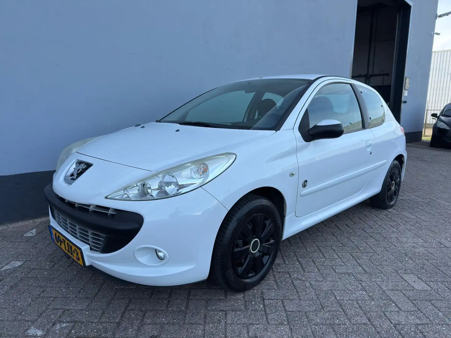 Peugeot 206 + 1.4 Urban Move - Airco - Cruise Control Wit - 1