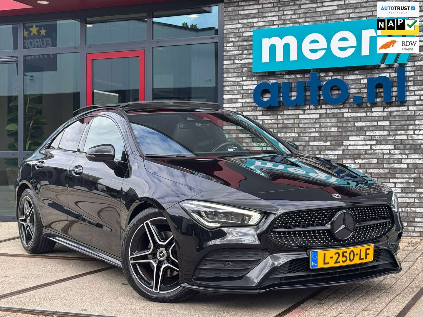 Mercedes-Benz CLA 180 nuo 478 €/ mėn Benzinas 2021m. Sedanas Automatinė