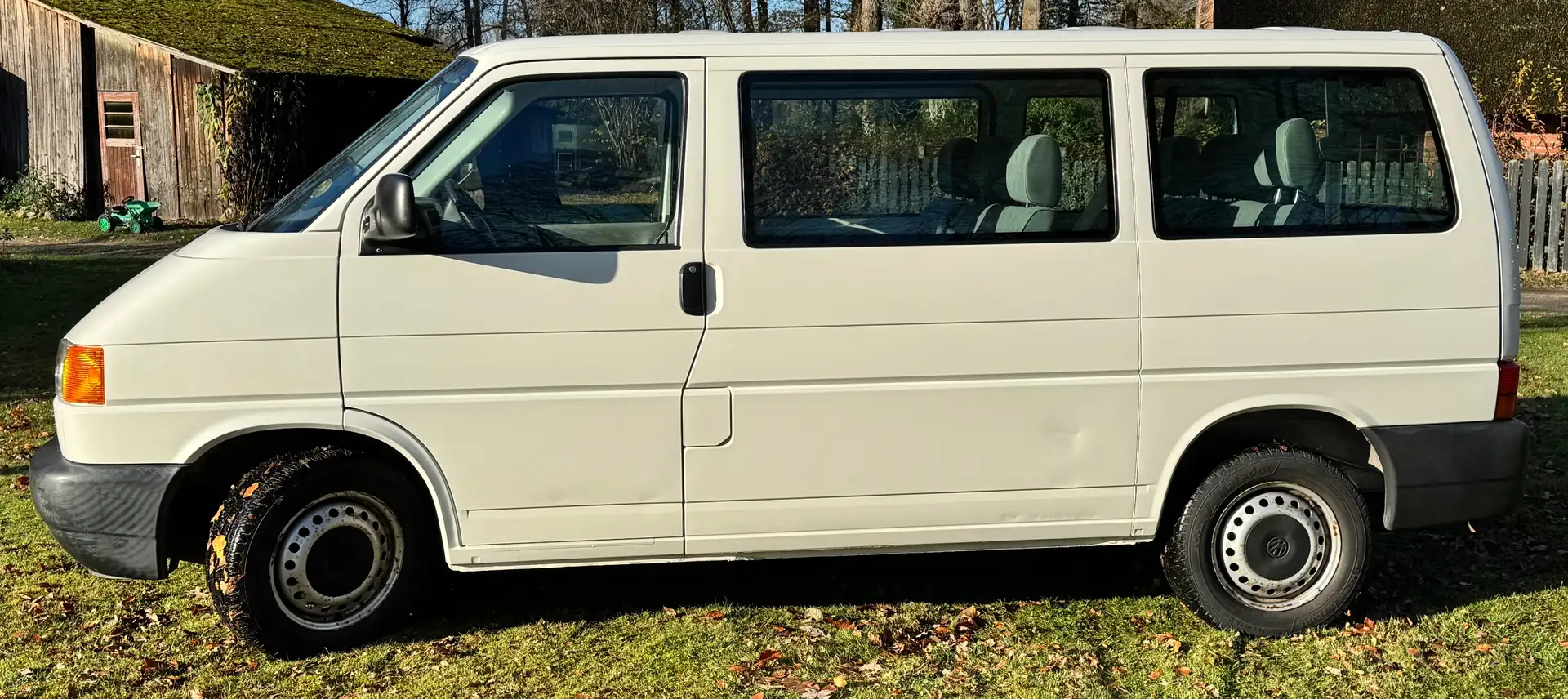 Volkswagen T4 Kombi Top-KM: 90.724 km; ZR neu, 2. Hand; 9-Sitzer Alb - 2