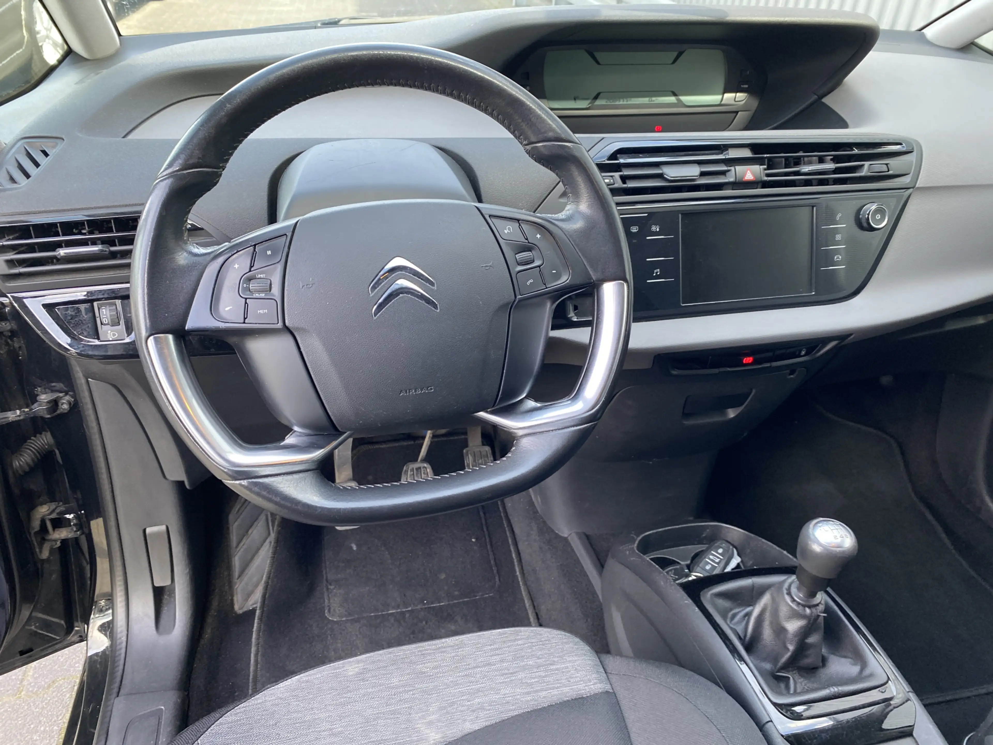 Citroen Grand C4 Picasso 1.2 PureTech Start Clima, Pano, CC, PDC, LM, Trekh — photo 5