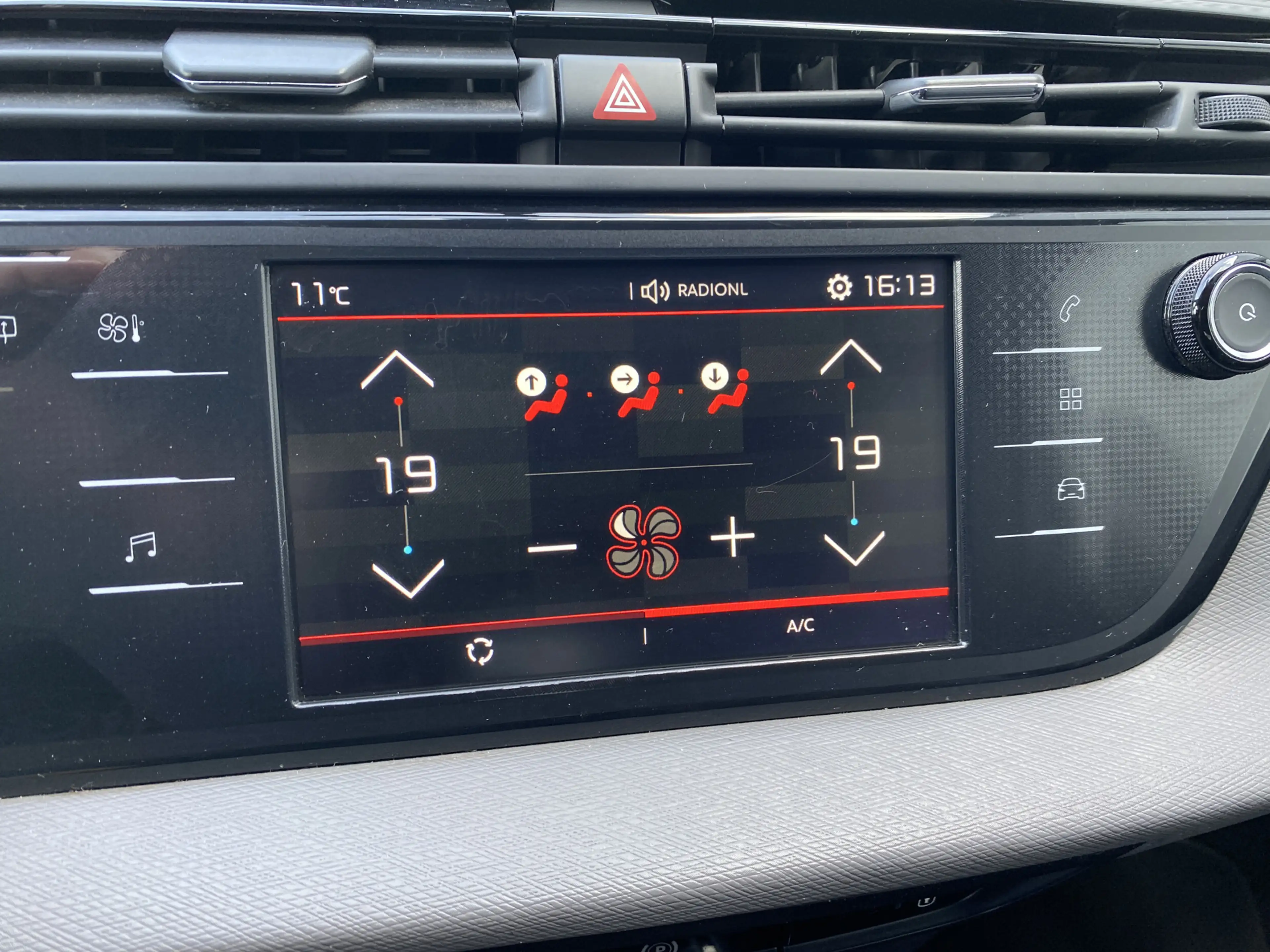 Citroen Grand C4 Picasso 1.2 PureTech Start Clima, Pano, CC, PDC, LM, Trekh — photo 12