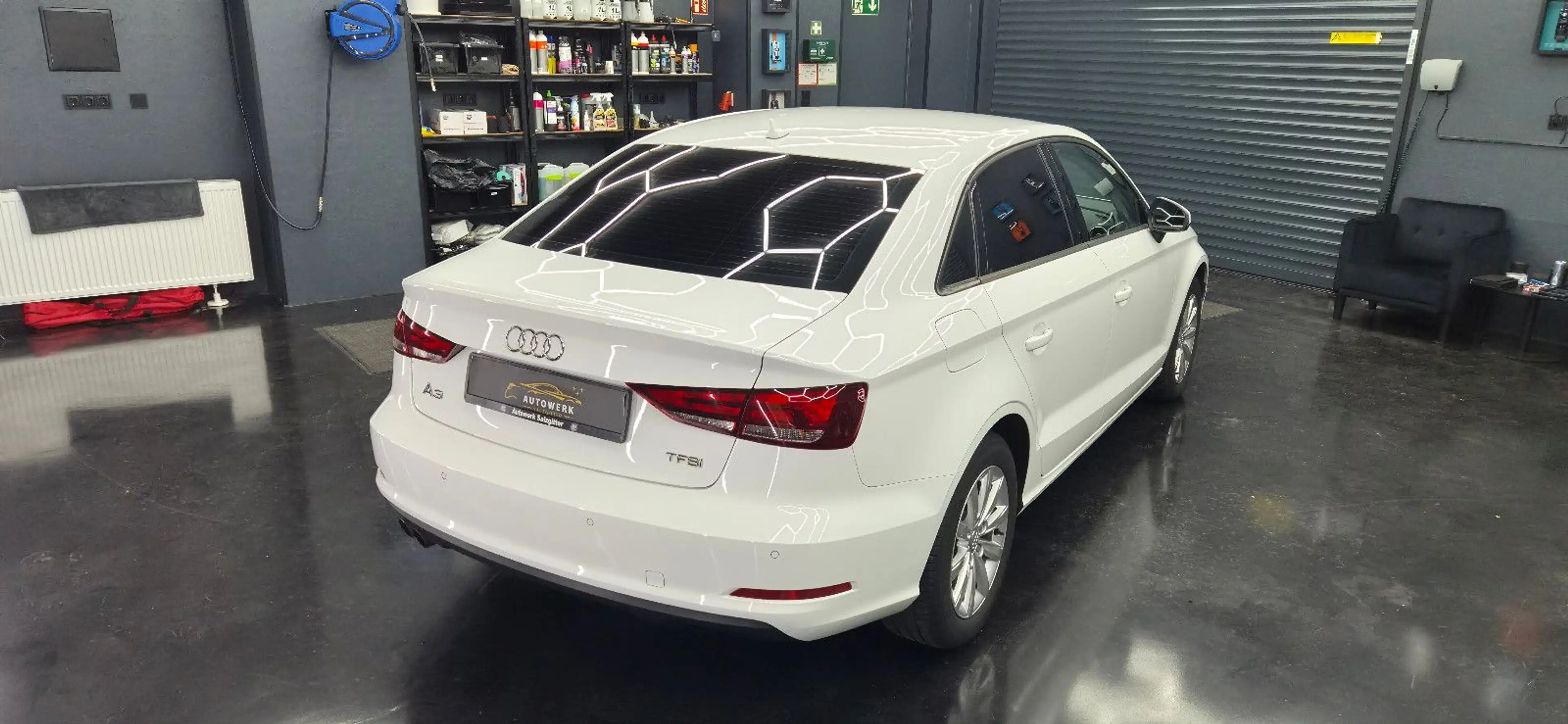 Audi A3 Limousine attraction Navi Shz. Top Gepflegt — photo 11