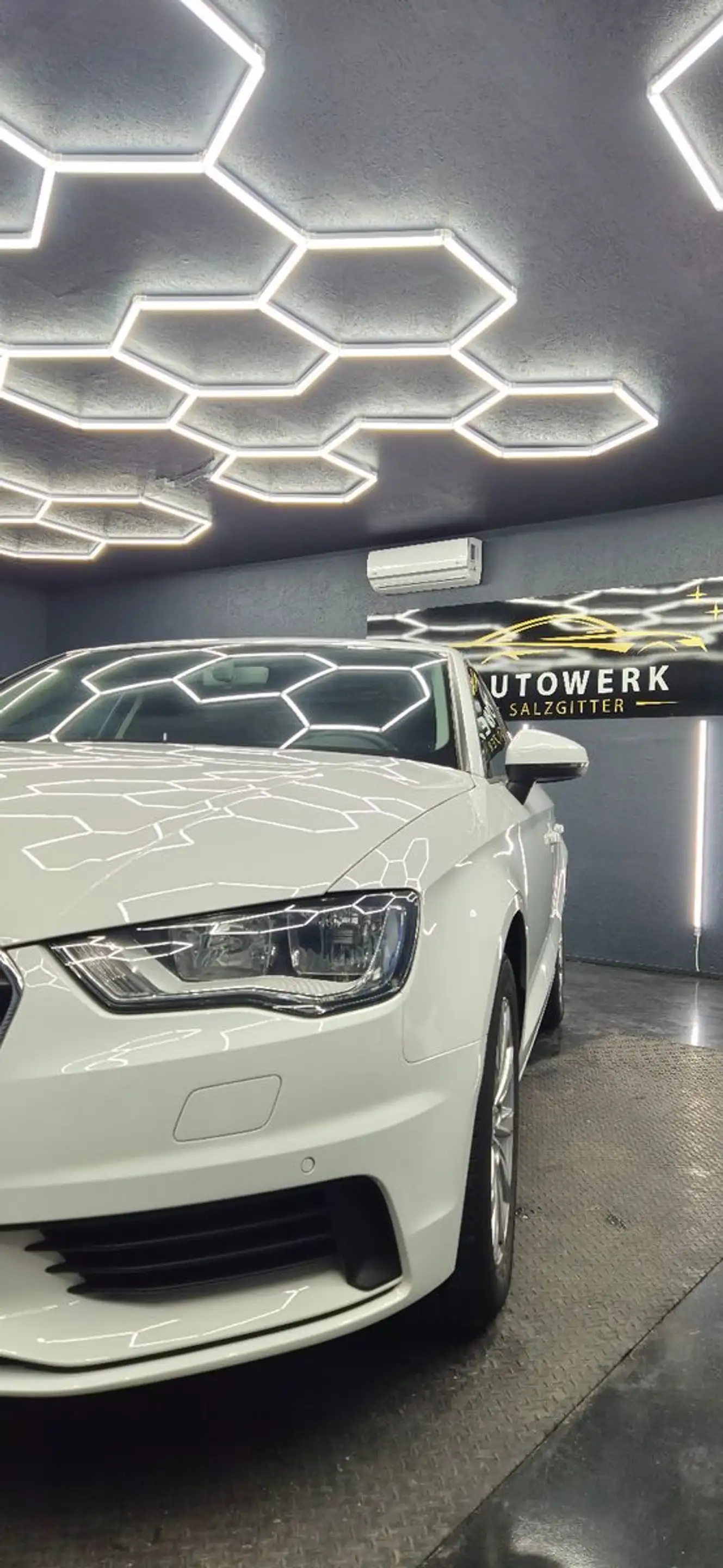Audi A3 Limousine attraction Navi Shz. Top Gepflegt — photo 4