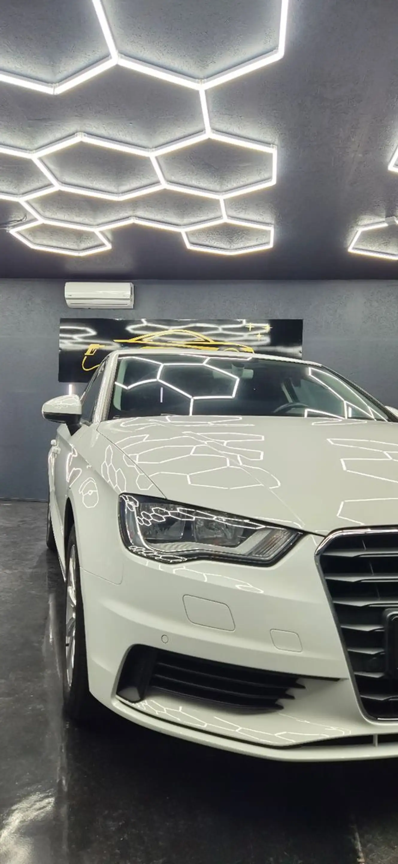 Audi A3 Limousine attraction Navi Shz. Top Gepflegt — photo 5