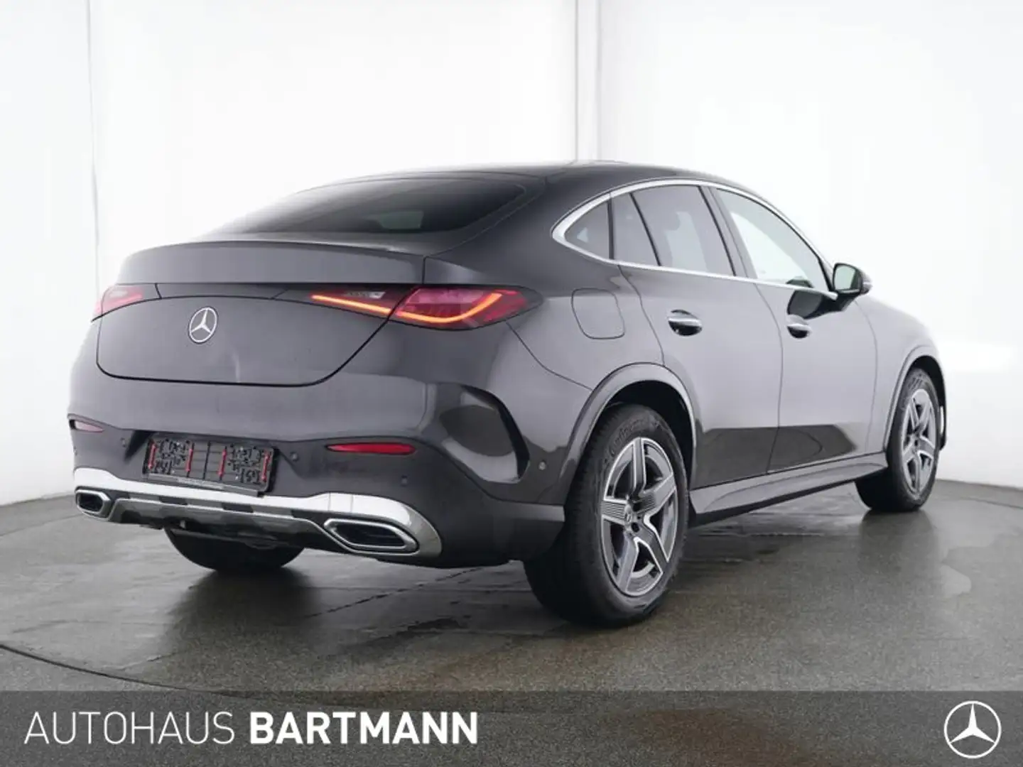 Mercedes-Benz GLC 300 GLC 300 d 4M COUPÉ+AMG+PANO +SOUND+AHK+DISTRONIC Grau - 2