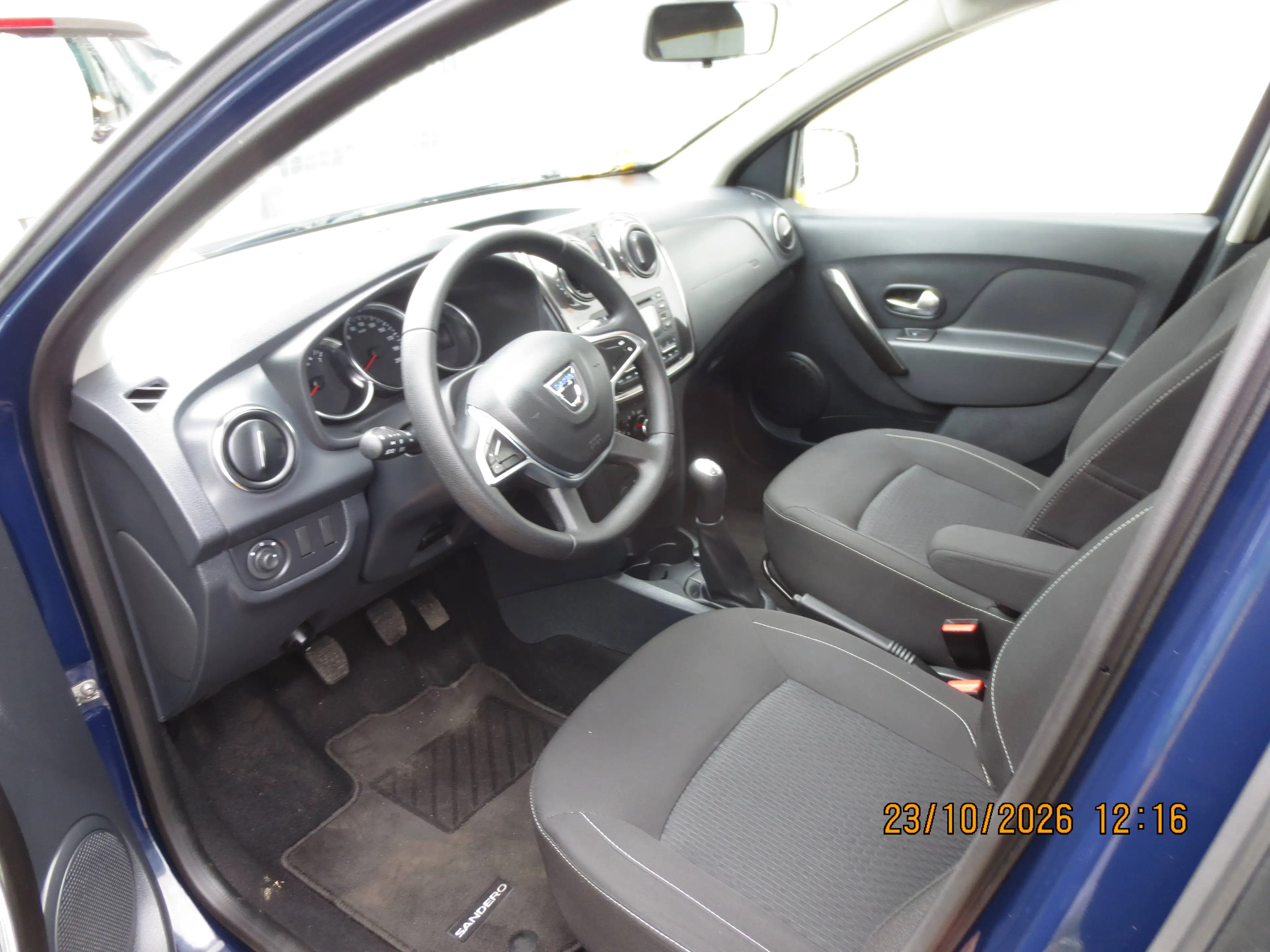 Dacia Sandero Comfort — photo 5