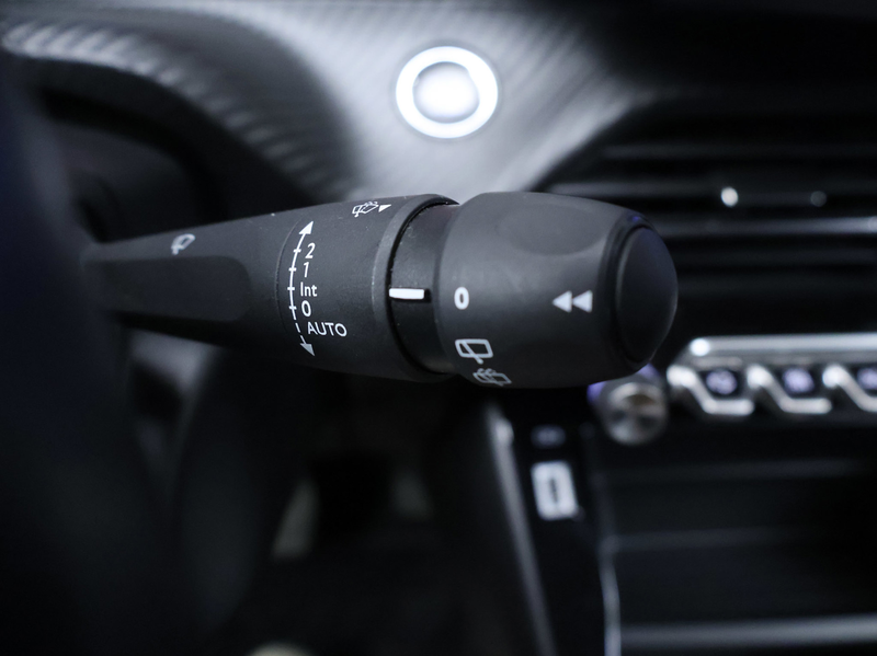 Peugeot e-2008 EV Blue Lease Active 50 kWh Sport (APPLE CARPLAY,N — photo 12