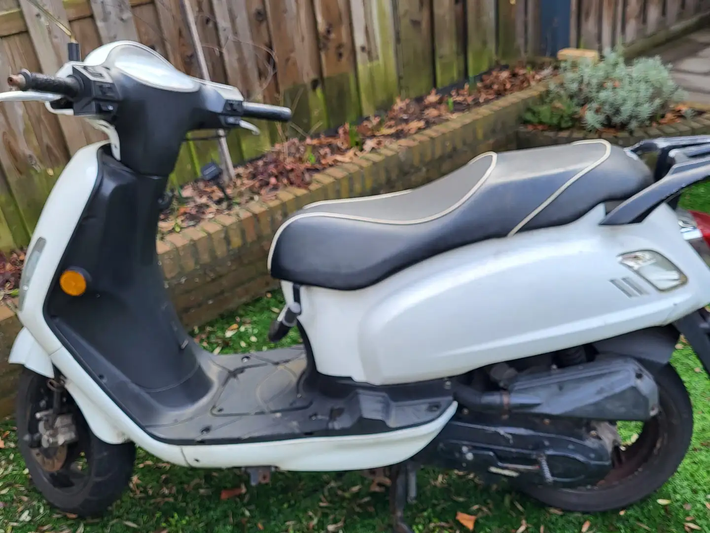 SYM XS 125 Model Xs50qt Bianco - 1