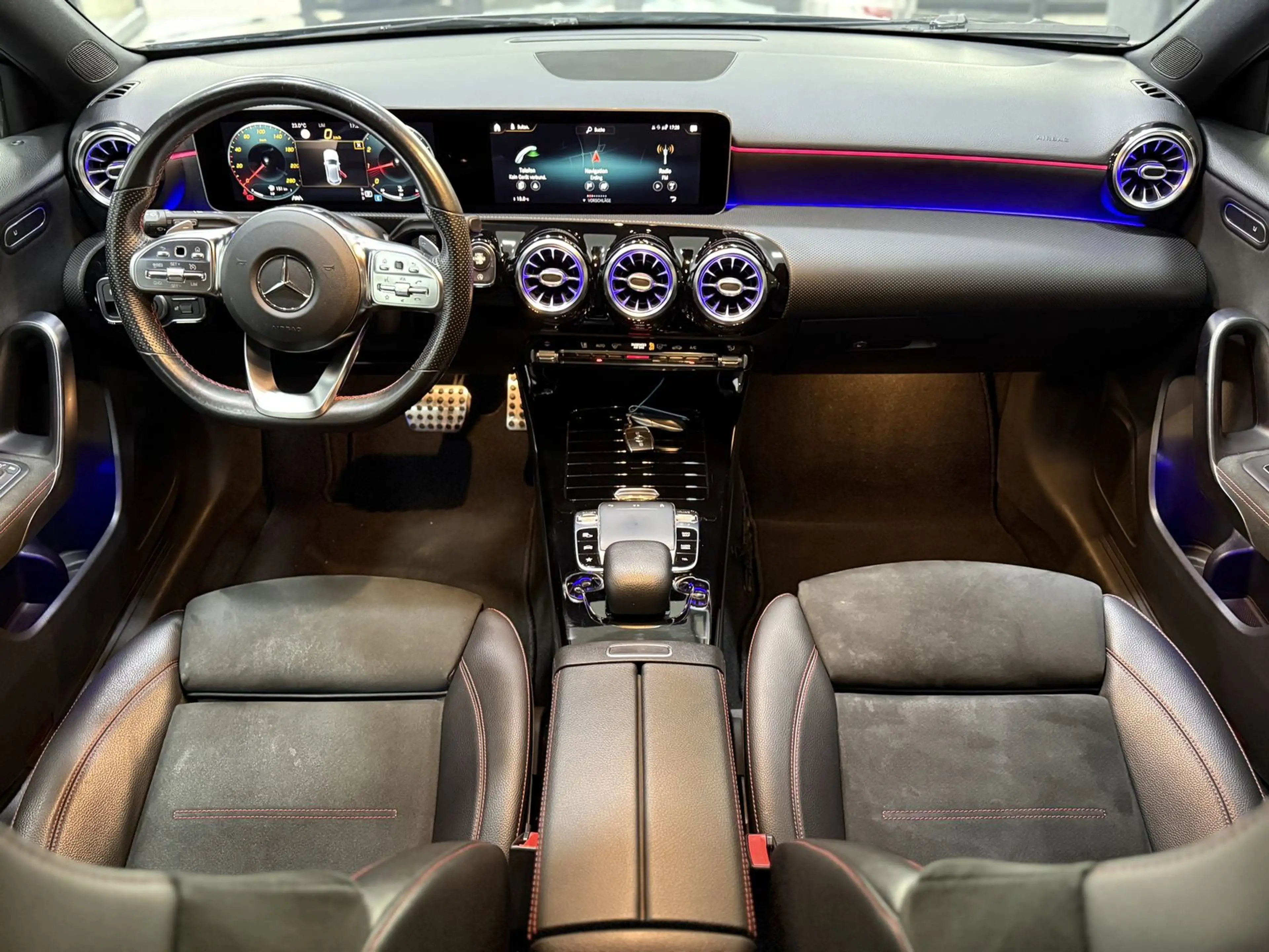 Mercedes-Benz A 200 A 200 AMG LINE *RÜCKFAHRK.*LED*TEMPOMAT* — photo 9