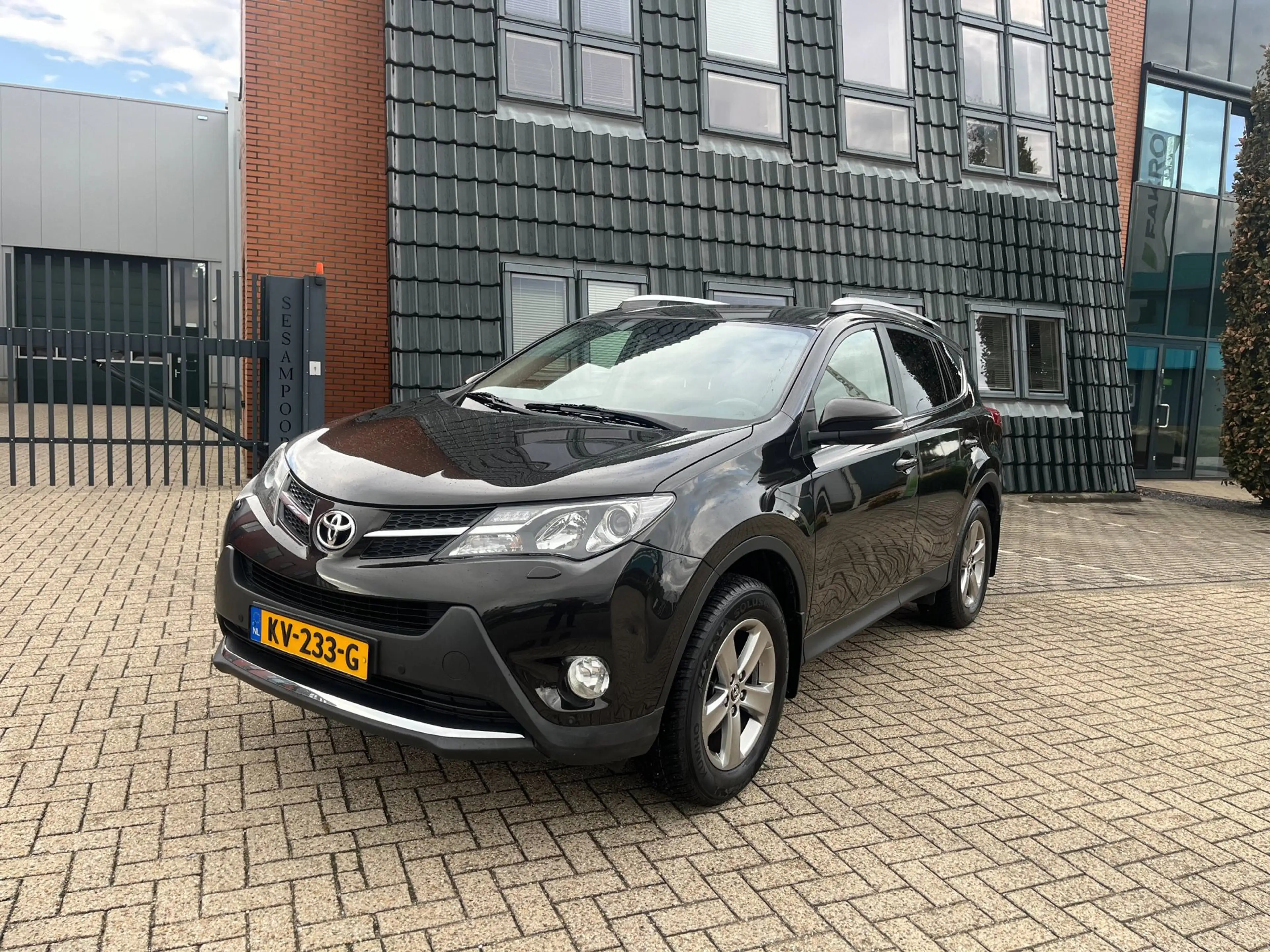 Toyota RAV 4 2.0 Dynamic 4WD AUTOMAAT