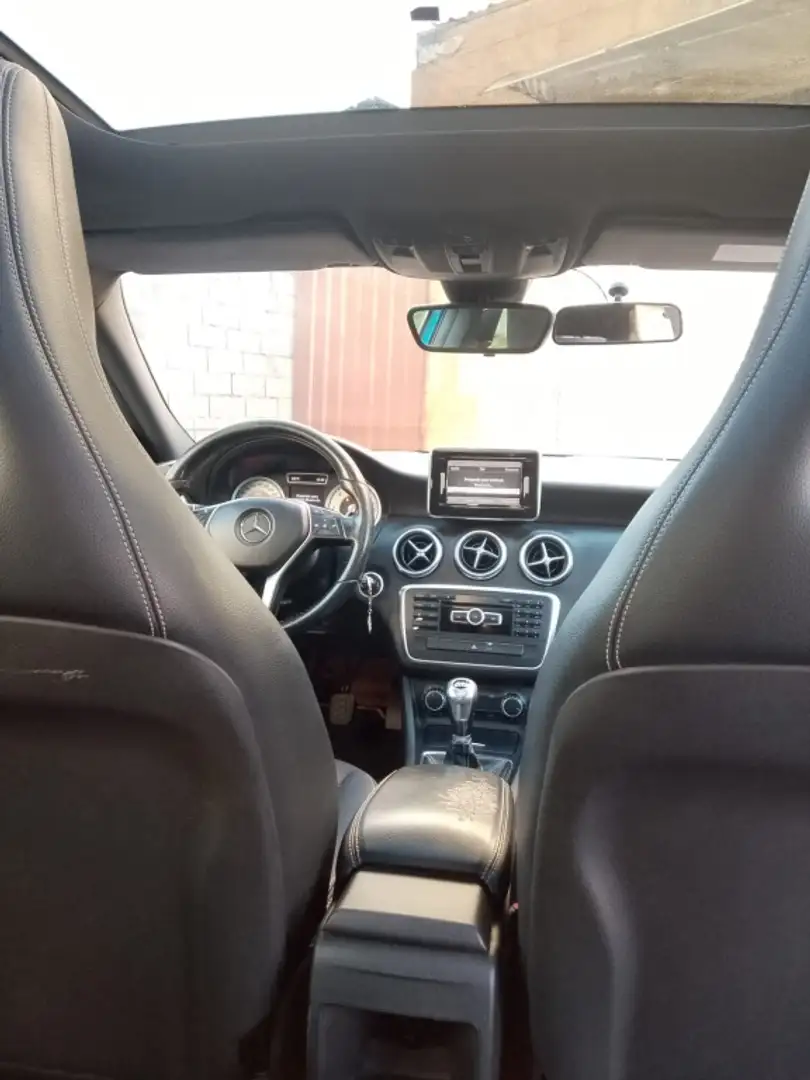 Mercedes-Benz A 200 200CDI BE AMG Sport Bleu - 2