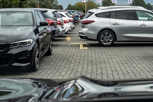 BMW X3 view 26