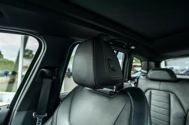 BMW X3 view 12