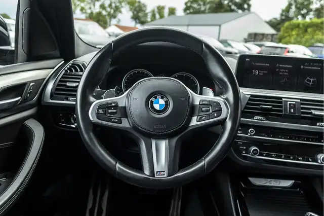 BMW X3 view 7