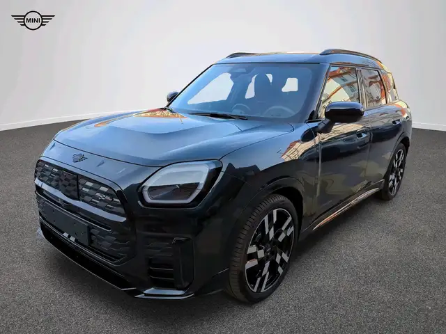 MINI Countryman E John Cooper Works Trim