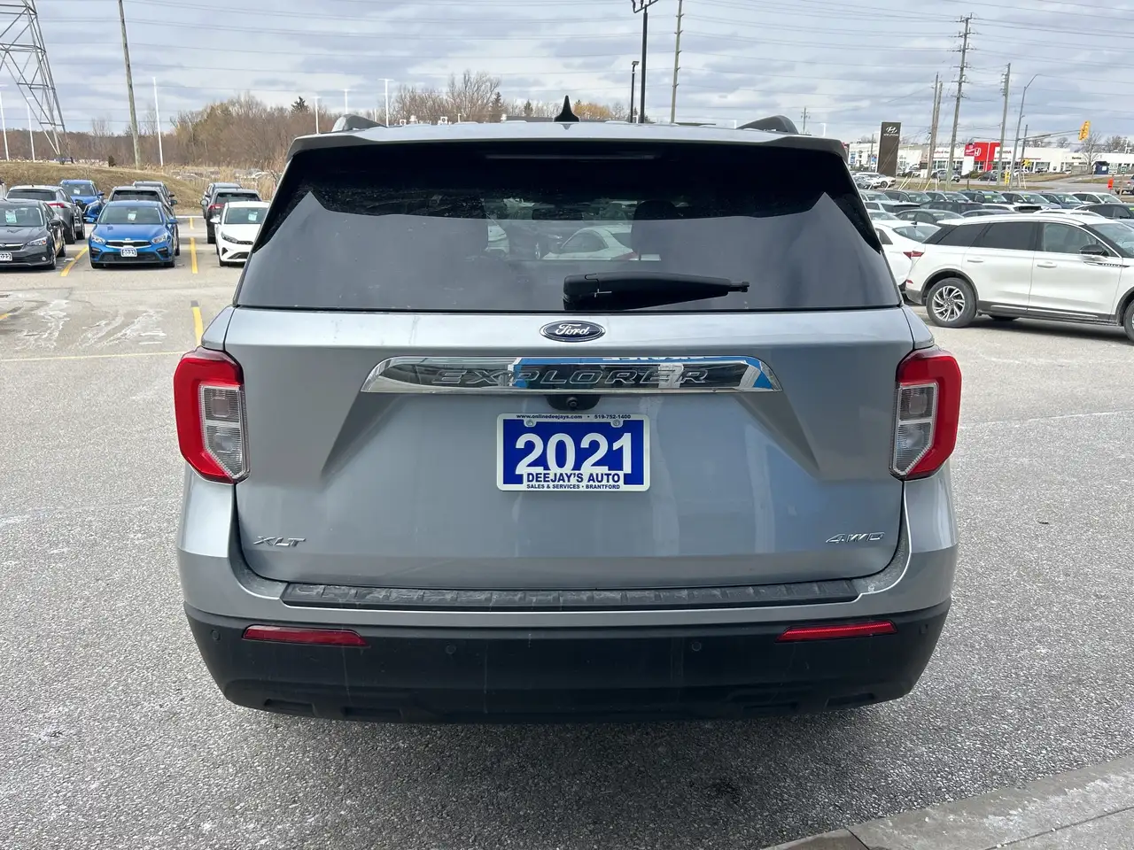 Ford Explorer снимка Ford Explorer
