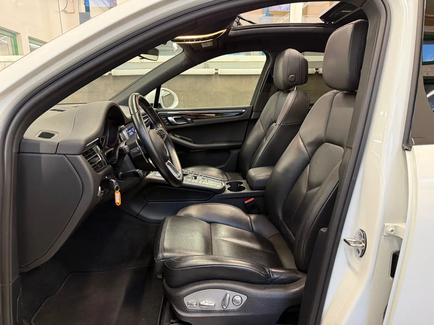 Porsche Macan S FACELIFT CHRONO LED PANO DAB KAM SHZ LHZ Weiß - 2