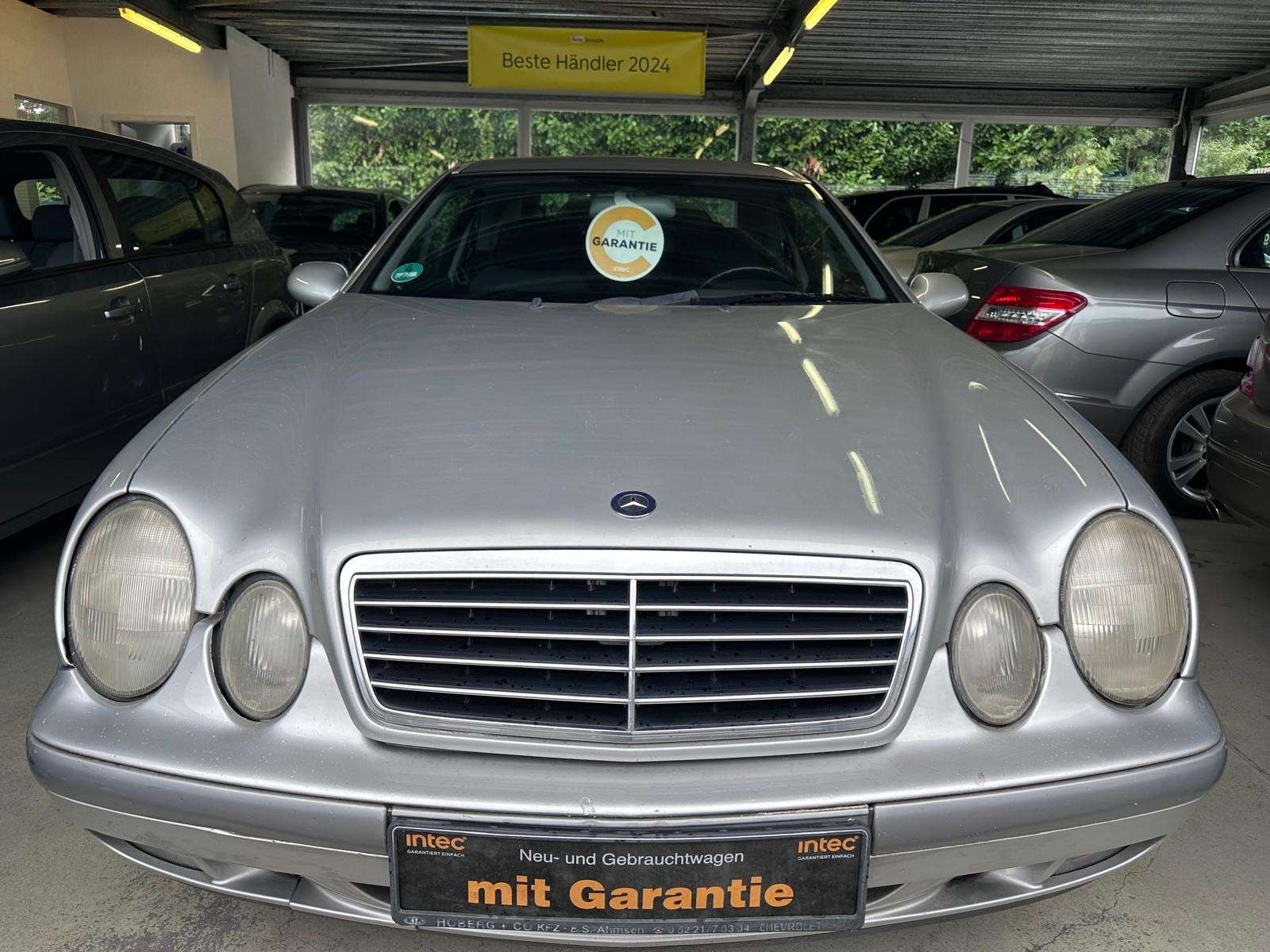 Second hand Mercedes Benz Clk-Class 200