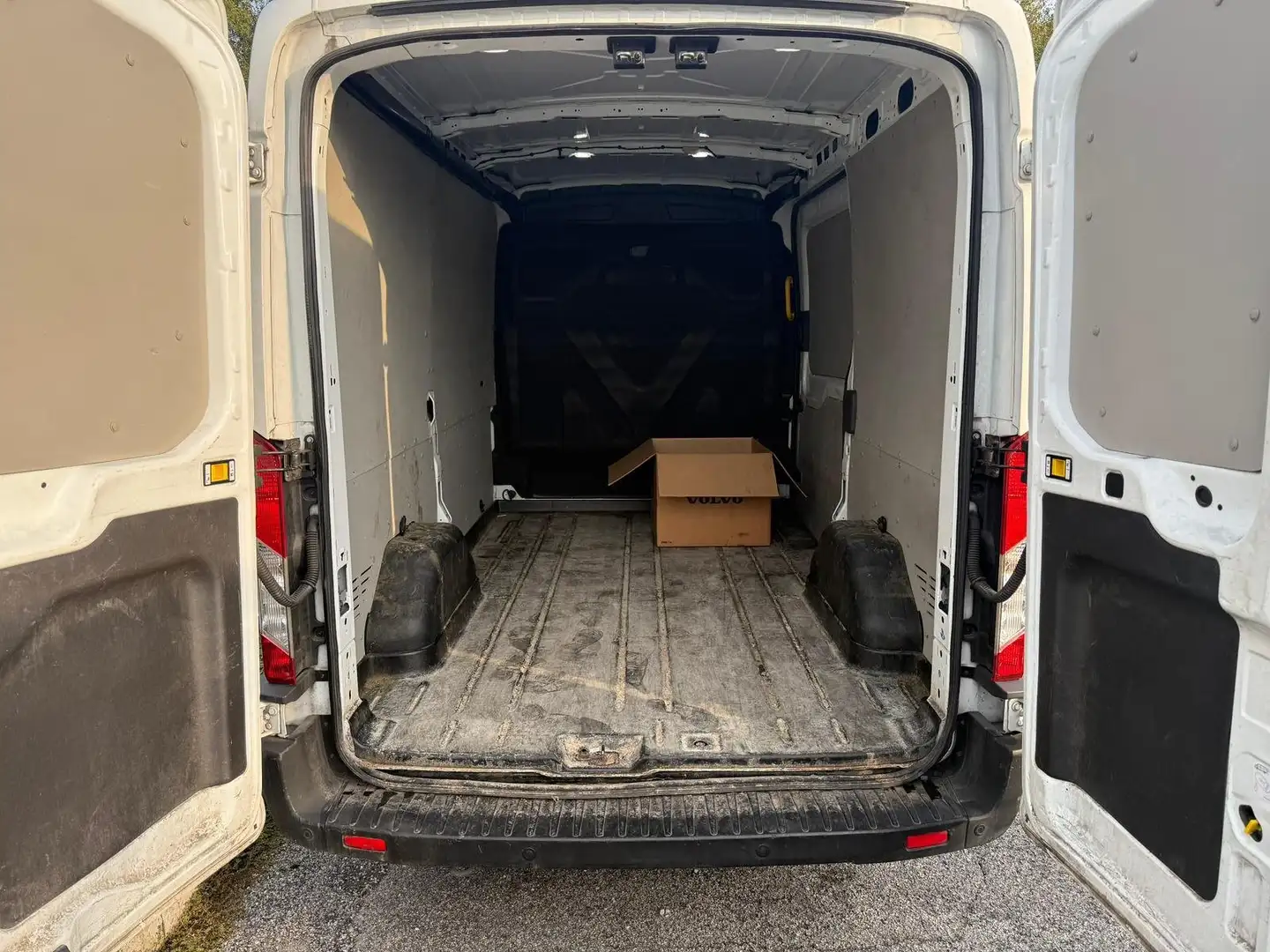 Ford TRANSIT L2H2 - MOTORE KO REVISIONE FATTA 2025 Bianco - 2