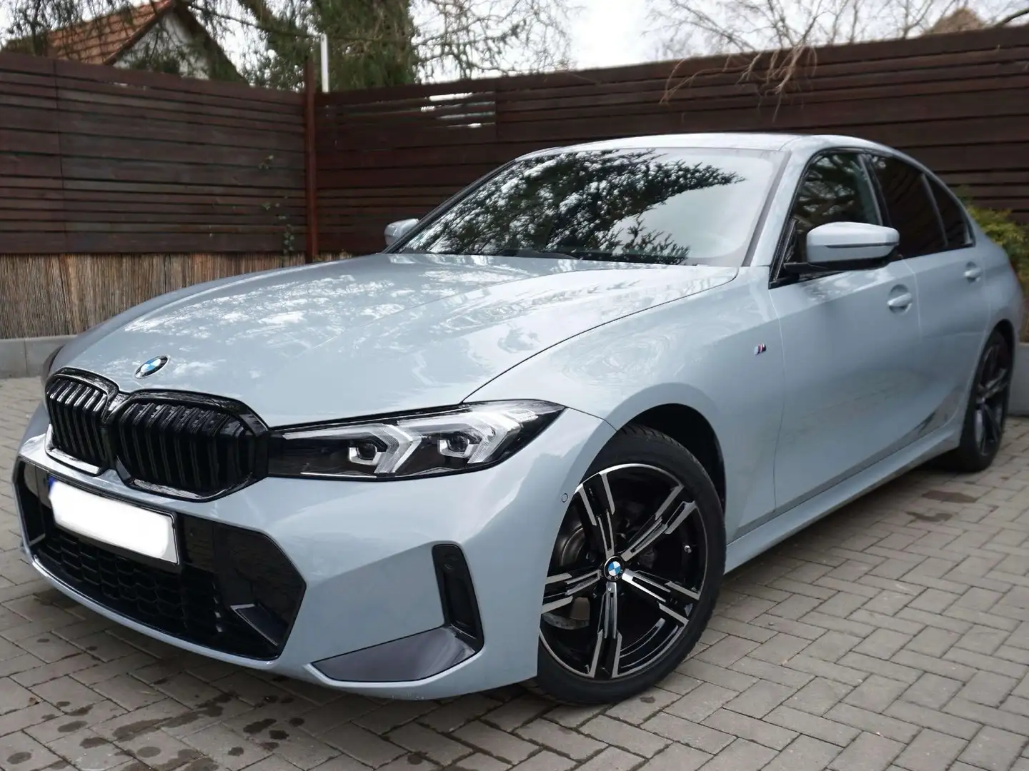 BMW 318 318i MSport auto Grigio - 2