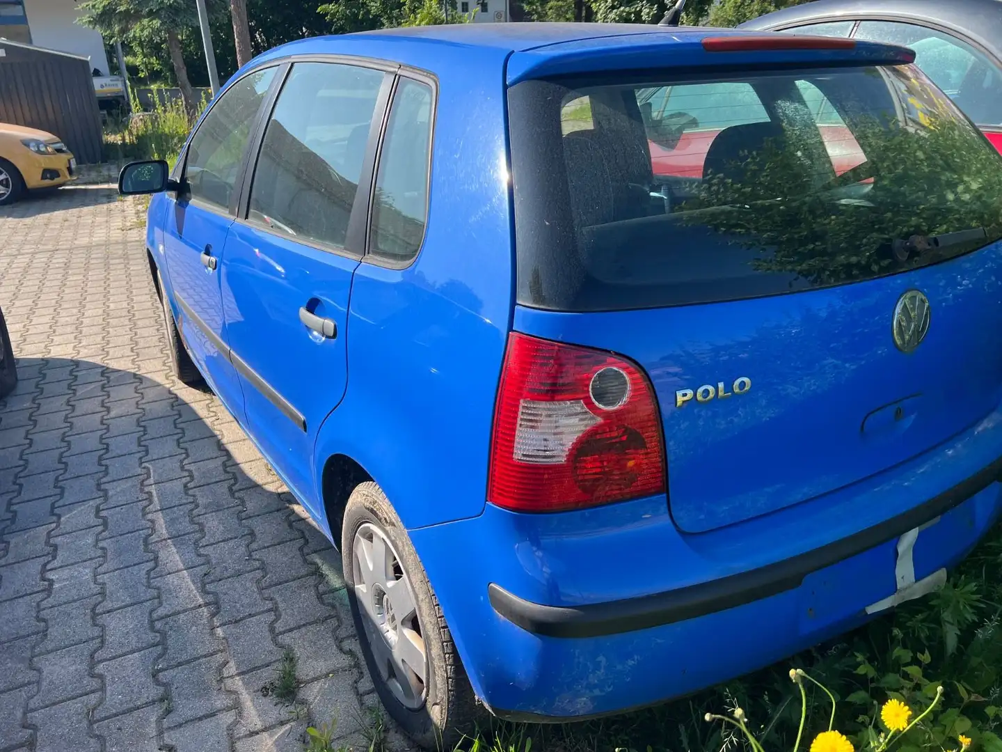 Volkswagen Polo IV Basis Blau - 2