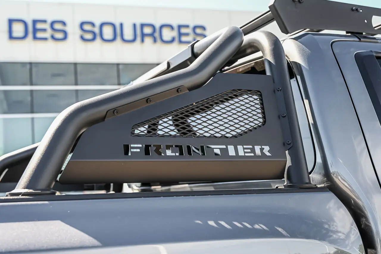 Nissan Frontier снимка Nissan Frontier