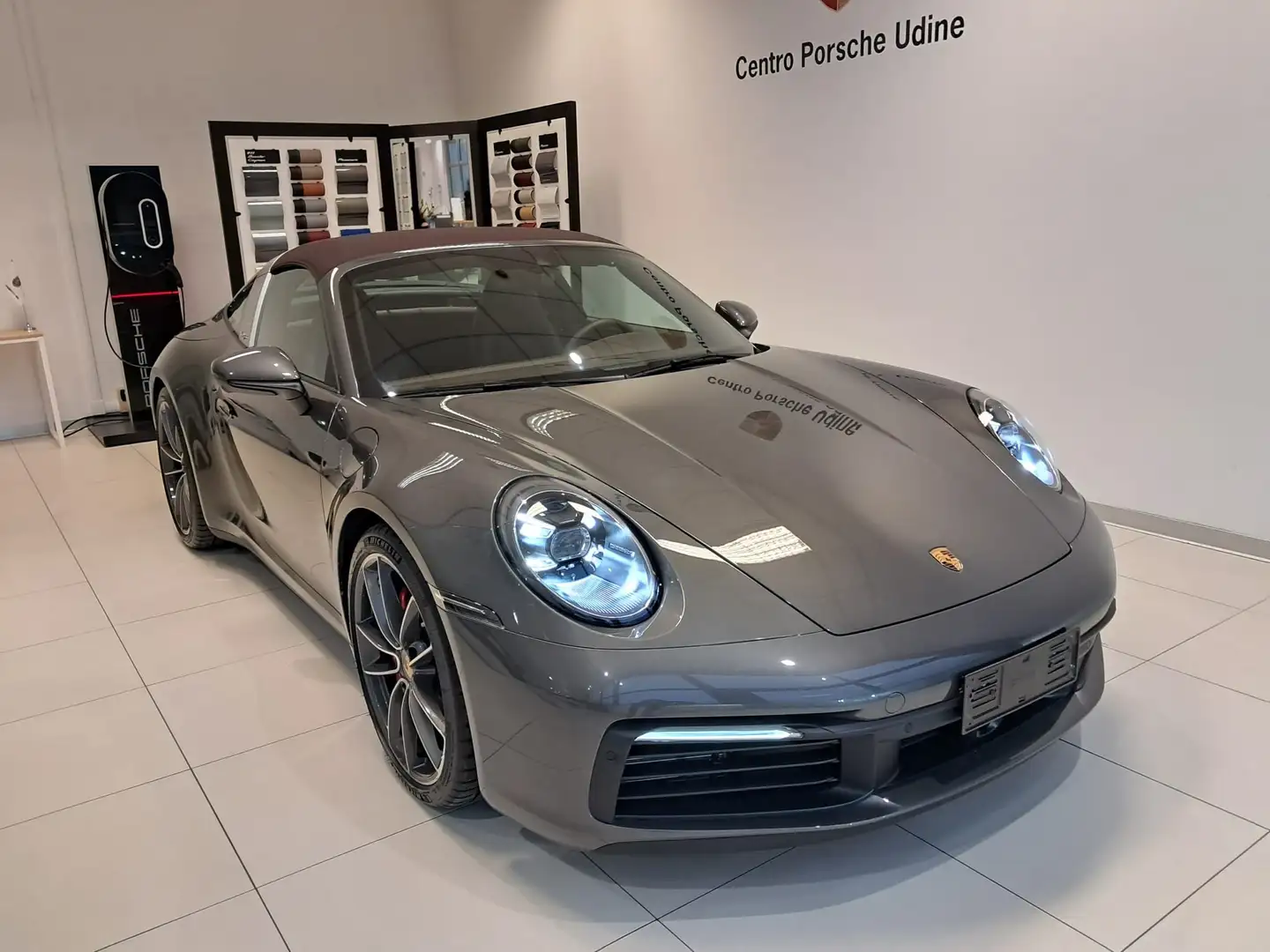 Porsche 911 911 Targa 3.0 4S auto Grigio - 2