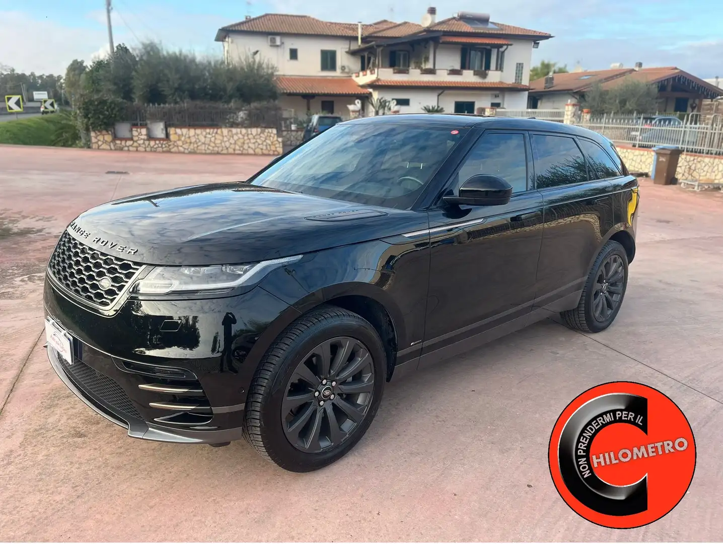 Land Rover Range Rover Velar Range Rover Velar 2017 2.0d i4 R-Dynamic SE 240cv Schwarz - 1
