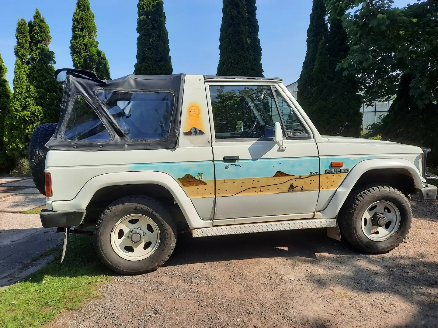 Mitsubishi Pajero 2600 - 2