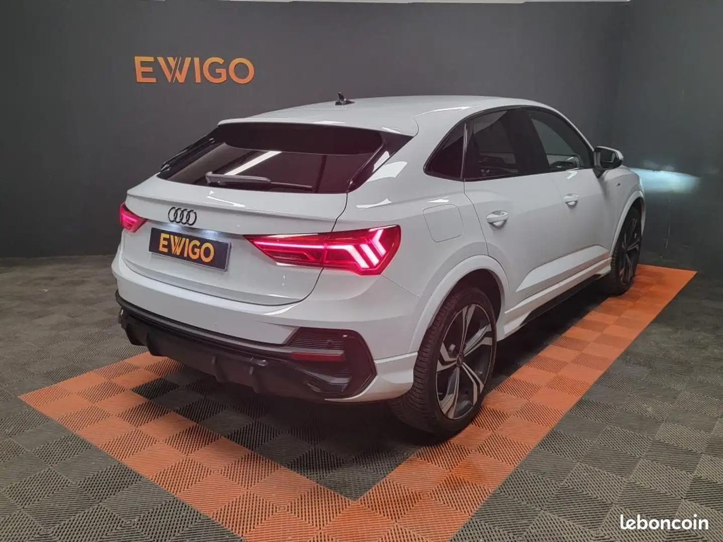 Audi Q3 2.0 35 TDI 150ch S-LINE S-TRONIC Weiß - 2