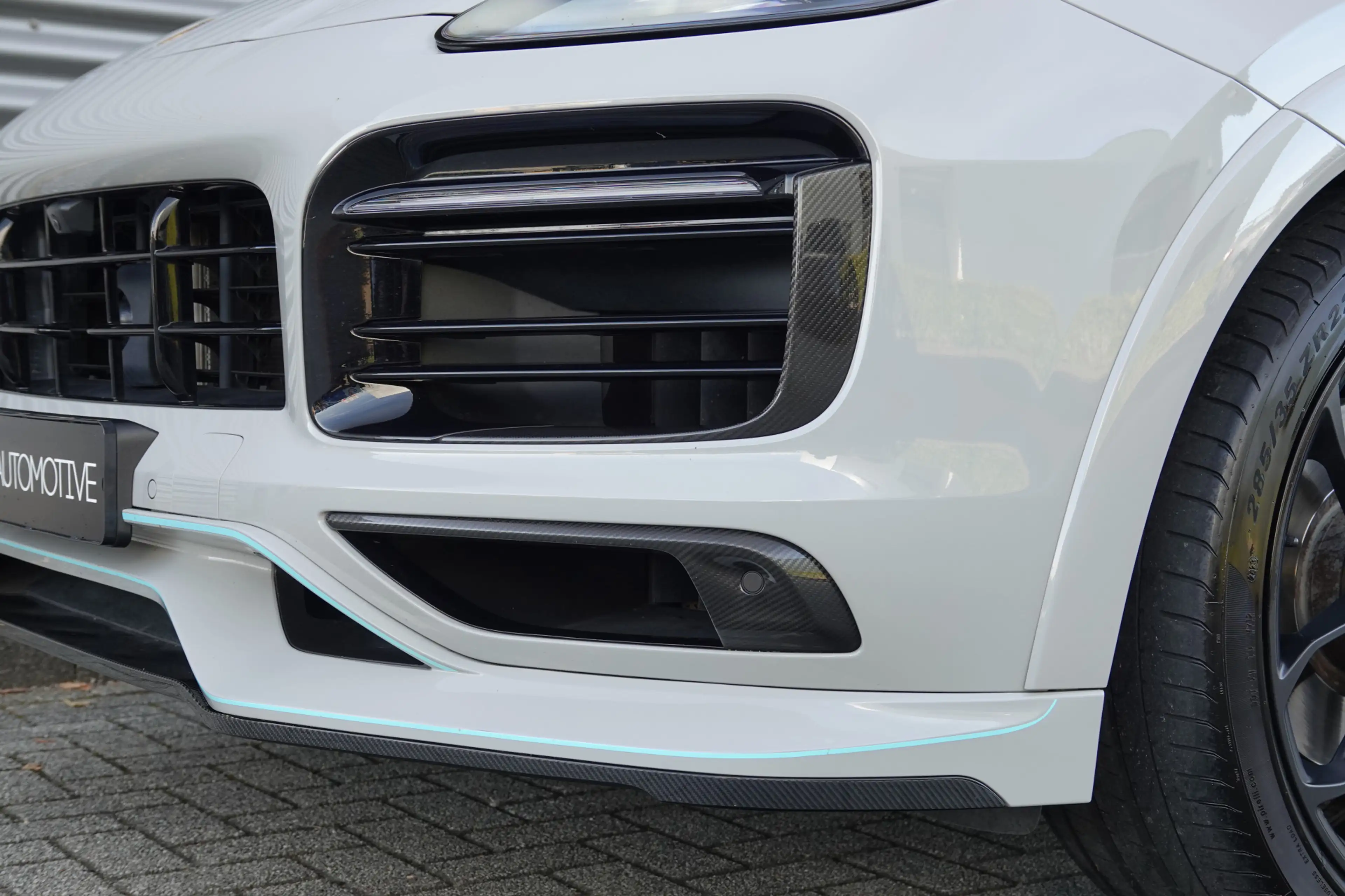 Porsche Cayenne Coupé 3.0 E-Hybrid | Techart | Alcantara | Sport D — photo 3