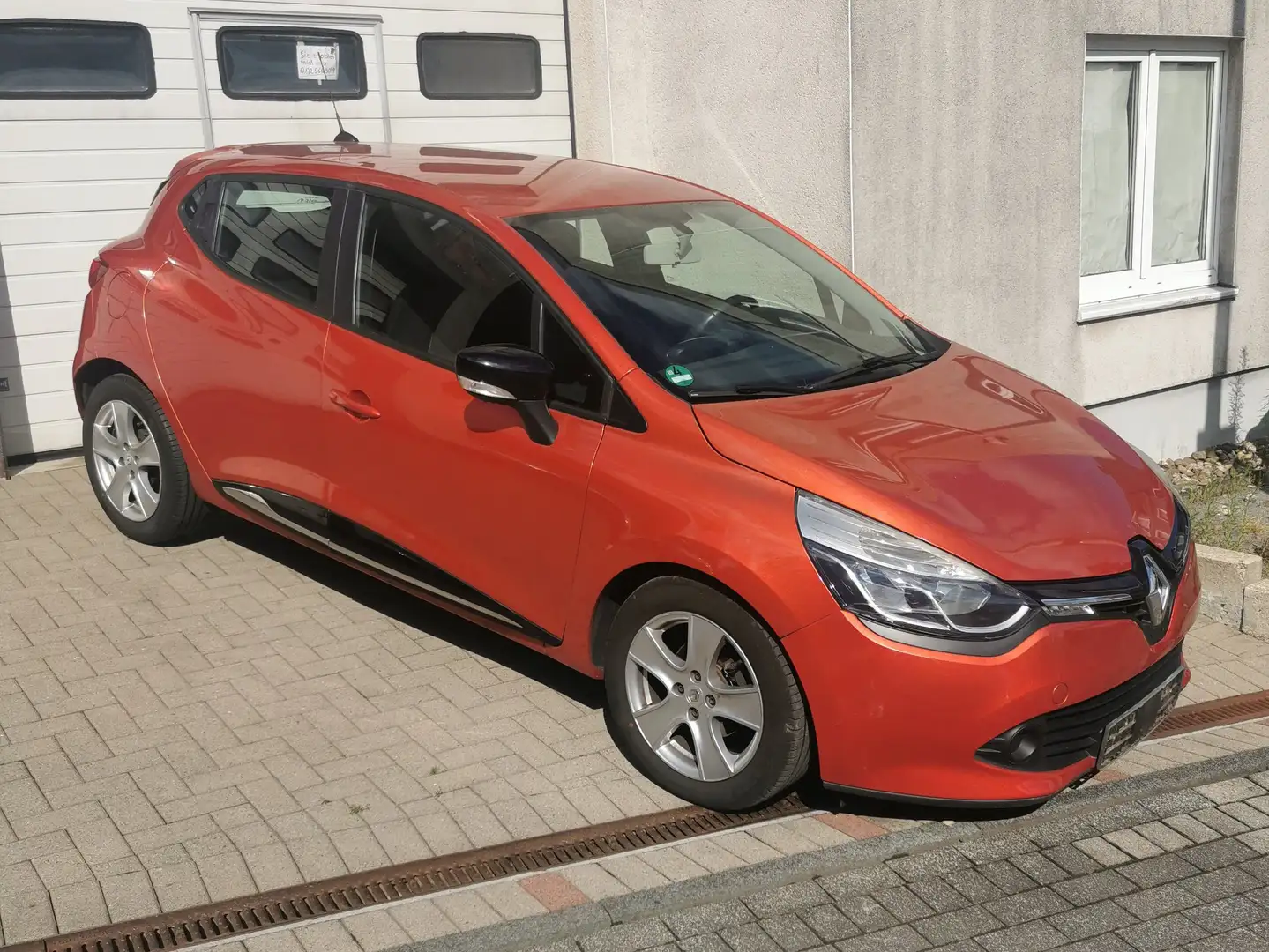 Renault Clio Dynamique Rot - 1