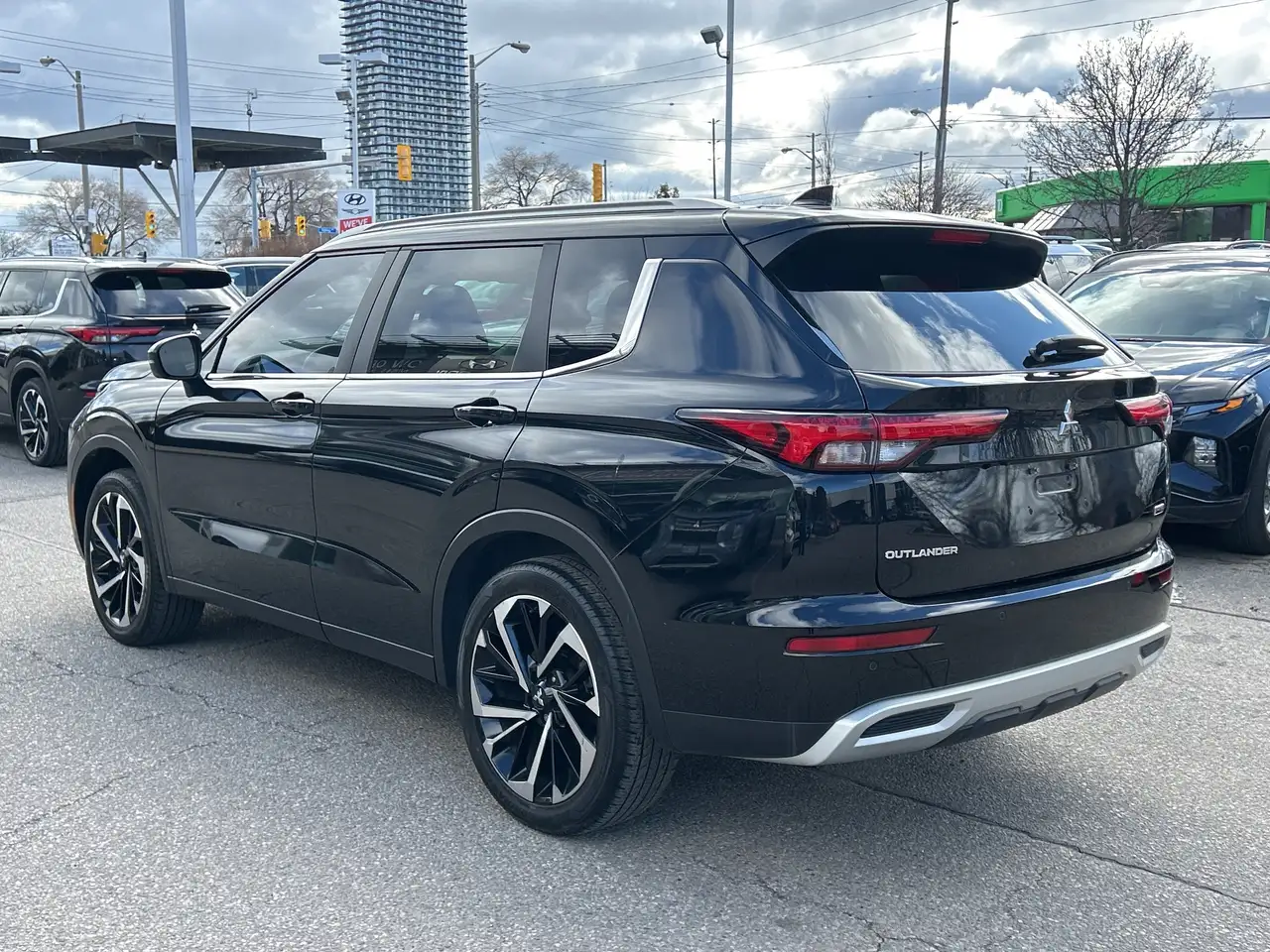 Mitsubishi Outlander снимка Mitsubishi Outlander