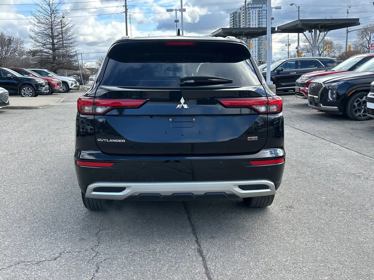 Mitsubishi Outlander снимка Mitsubishi Outlander