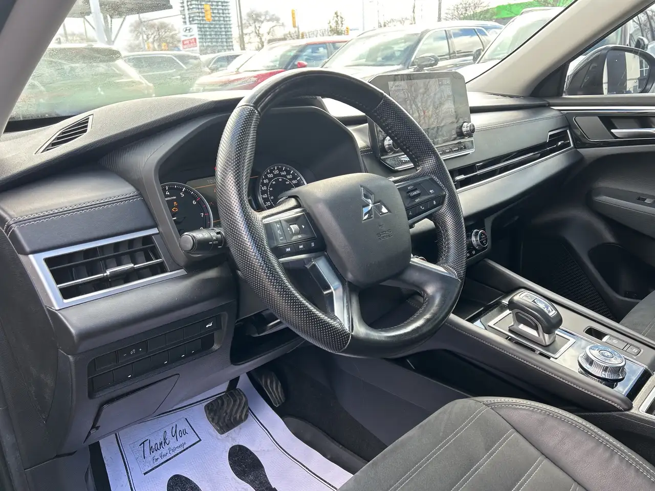 Mitsubishi Outlander снимка Mitsubishi Outlander