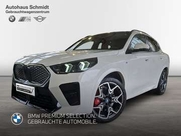 eDrive20 *M Sportpaket Pro*H&K*Pano*AHK*IconicGlow