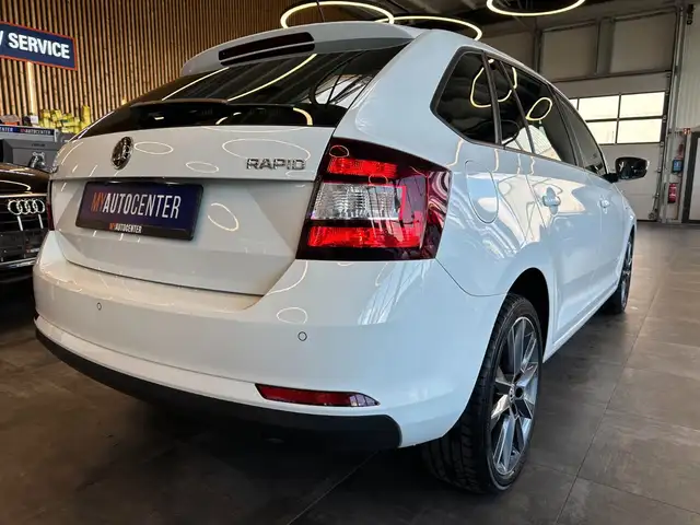 Skoda Rapid view 2