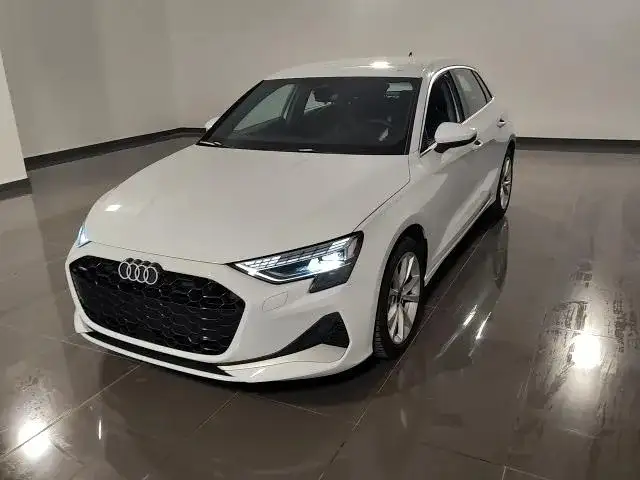 Audi A3 1.5 tfsi mhev Business Advanced 150cv s-tronic - SOLI 28.000 KM PERCORSI
