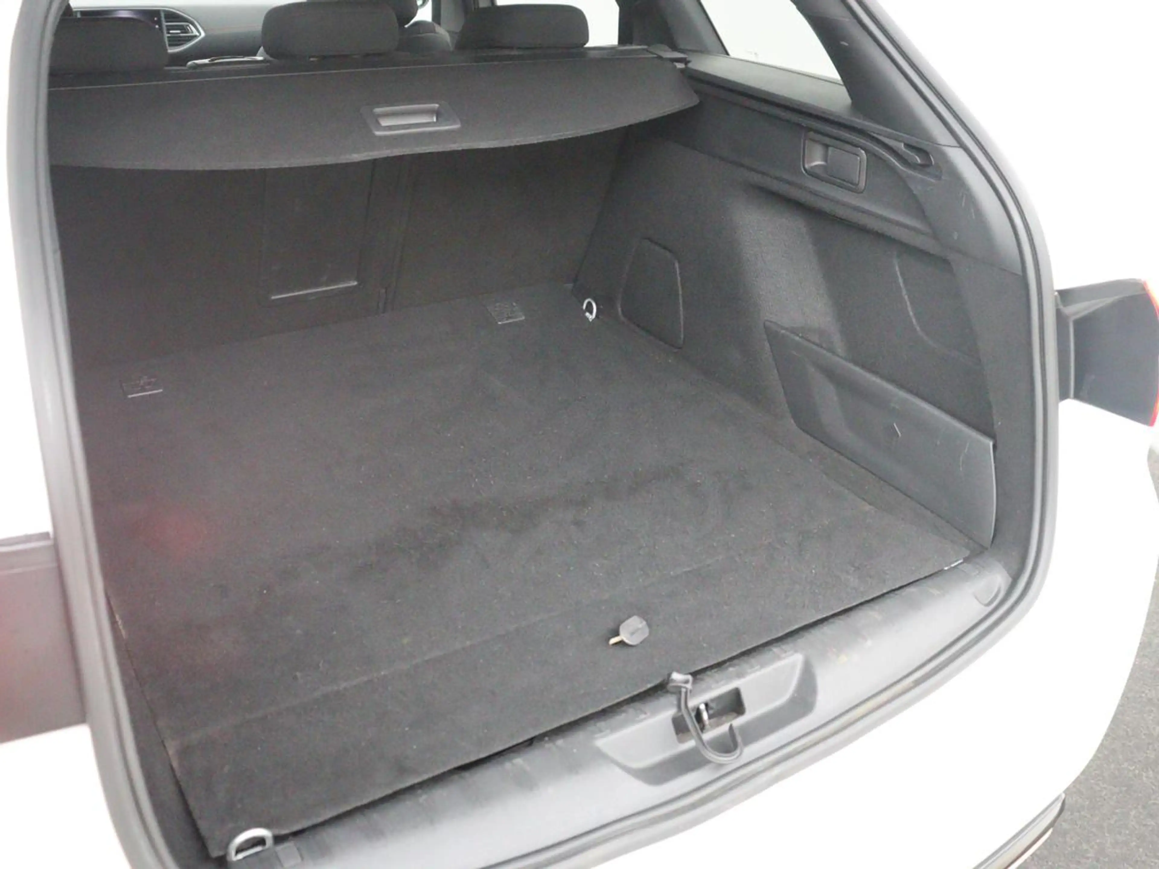Peugeot 308 SW 1.2 PureTech GT-line | Half leder | Cruise cont — photo 24