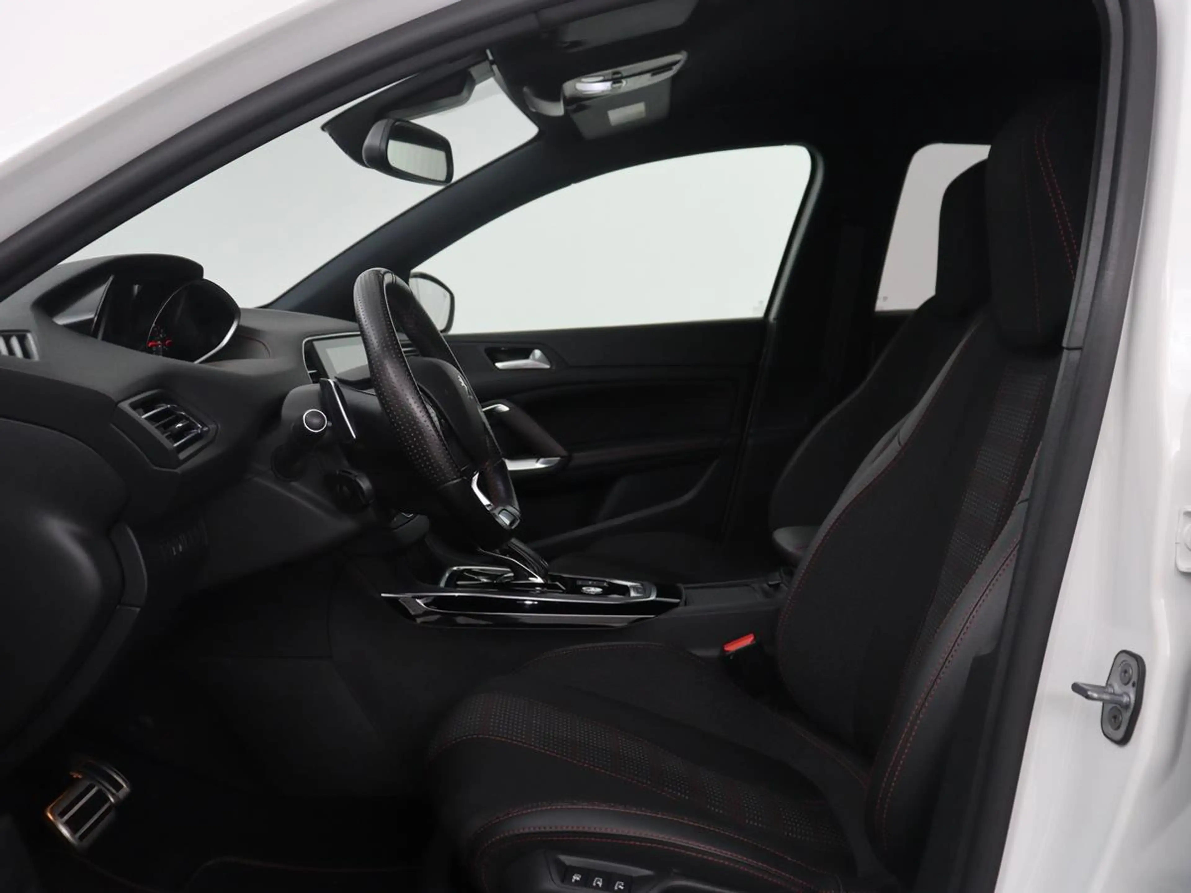 Peugeot 308 SW 1.2 PureTech GT-line | Half leder | Cruise cont — photo 4